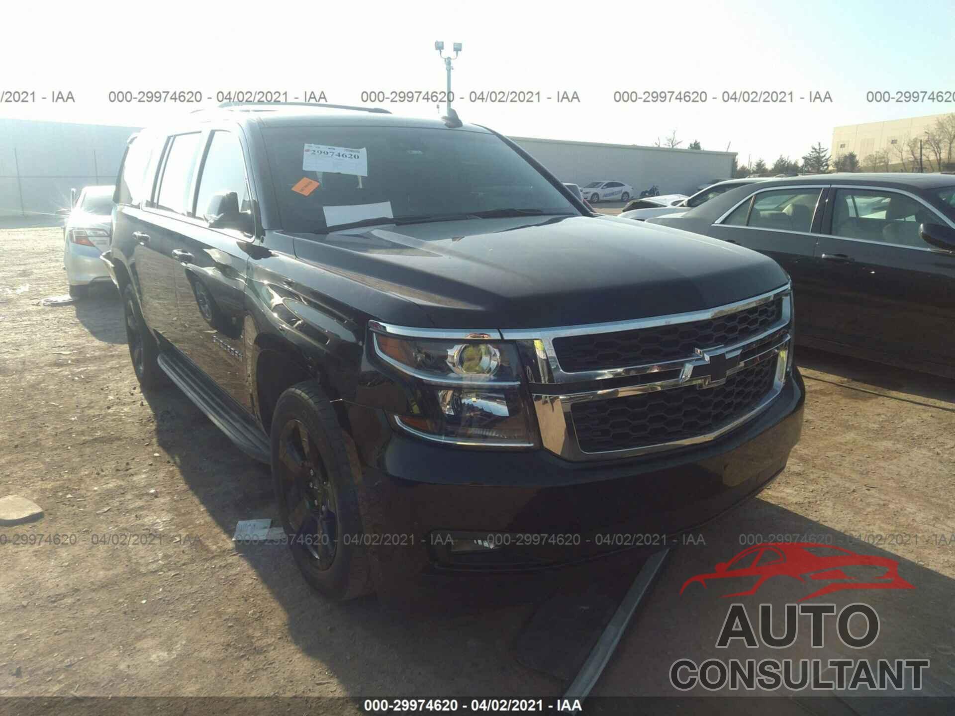 CHEVROLET SUBURBAN 2017 - 1GNSCHKC4HR360568