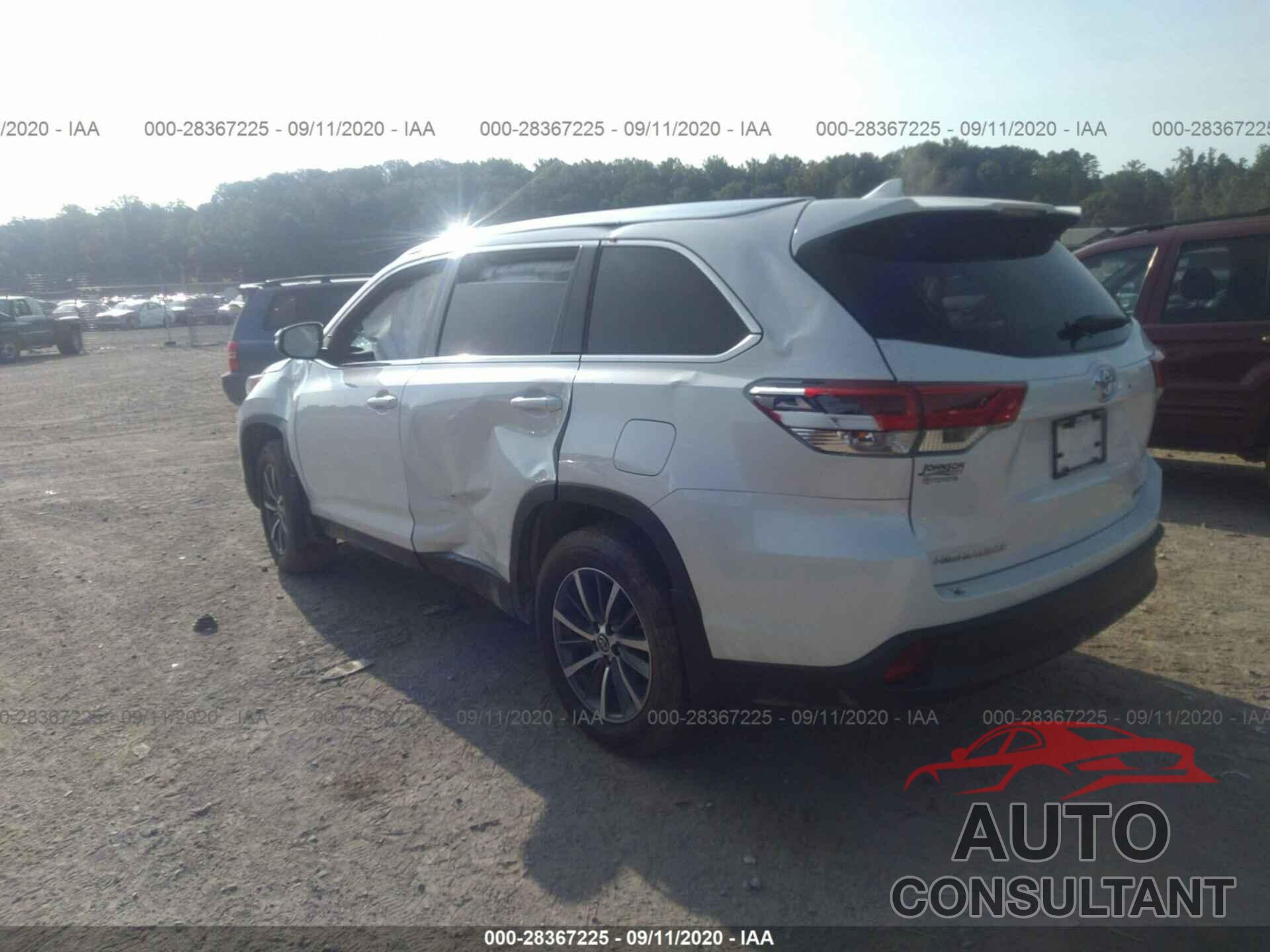 TOYOTA HIGHLANDER 2019 - 5TDJZRFH2KS623583
