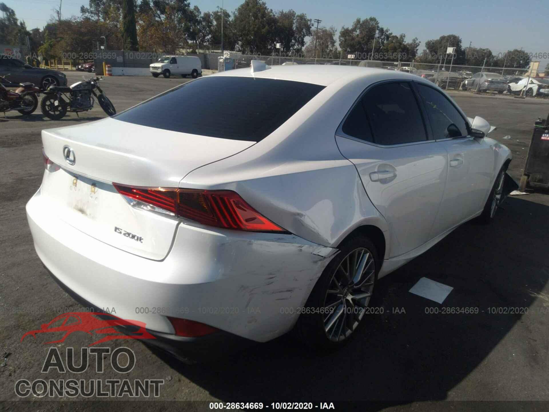 LEXUS IS 2017 - JTHBA1D21H5048532