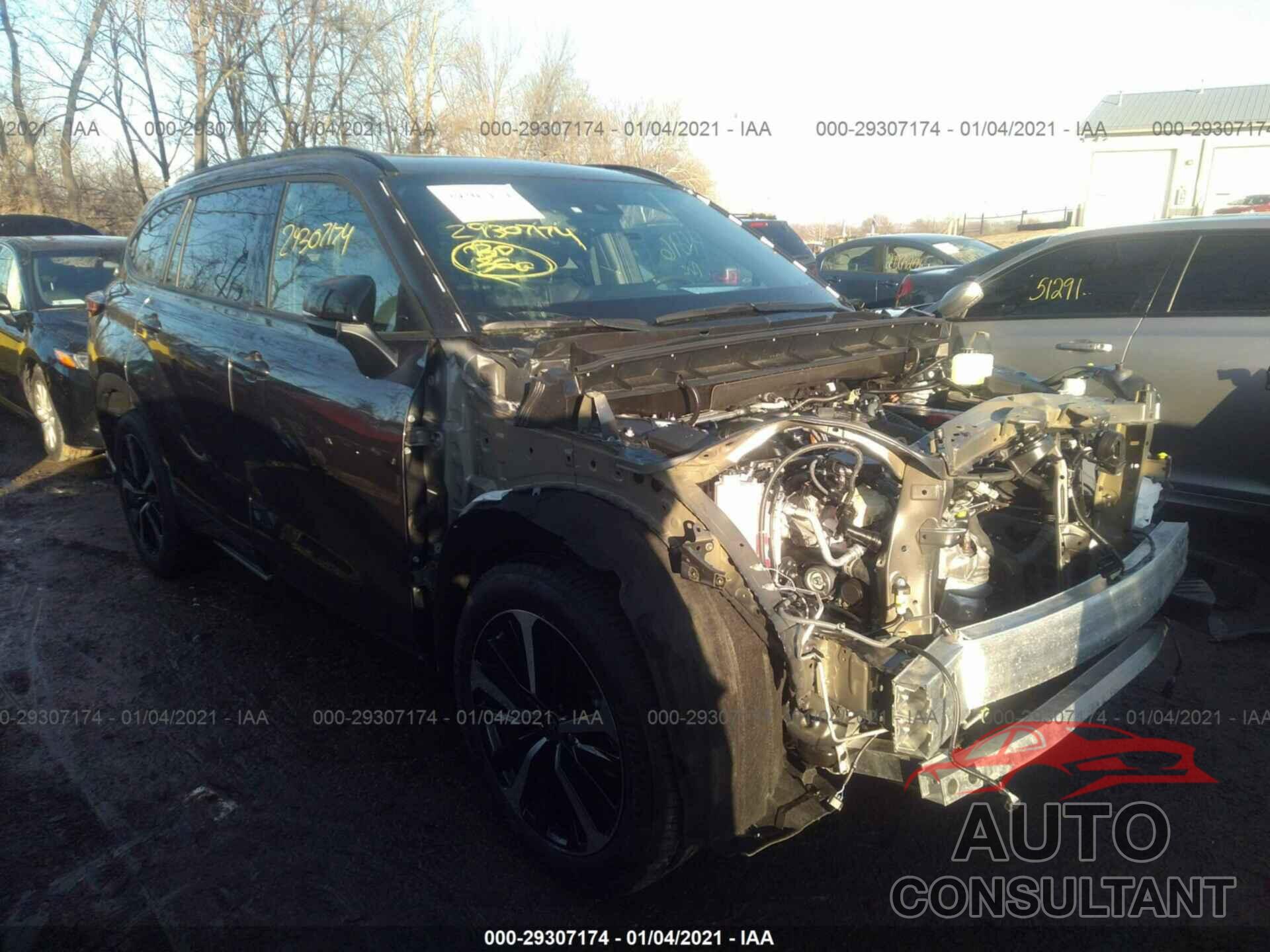 TOYOTA HIGHLANDER 2021 - 5TDLZRBH4MS058447