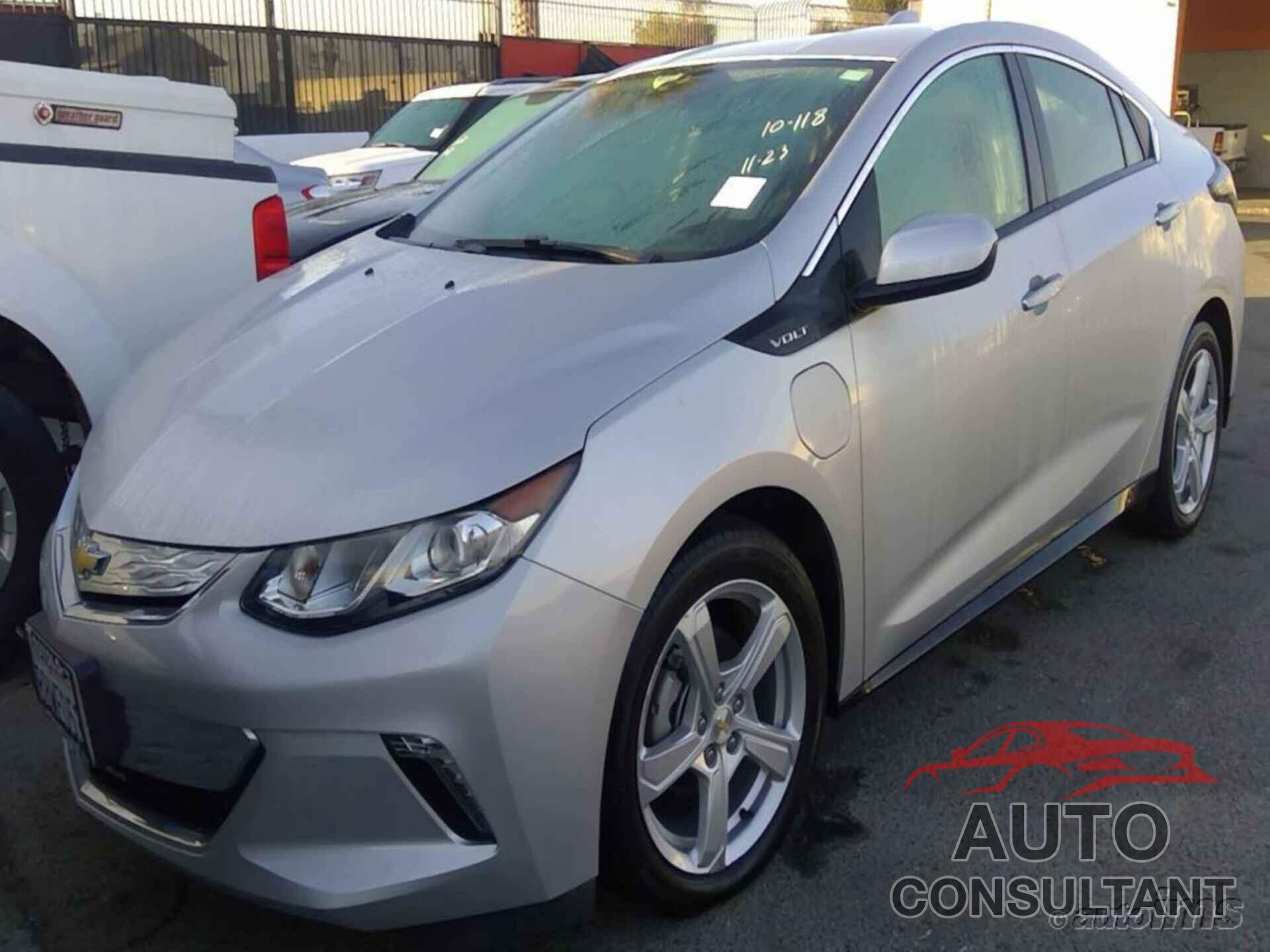 CHEVROLET VOLT 2018 - 1G1RC6S56JU111021