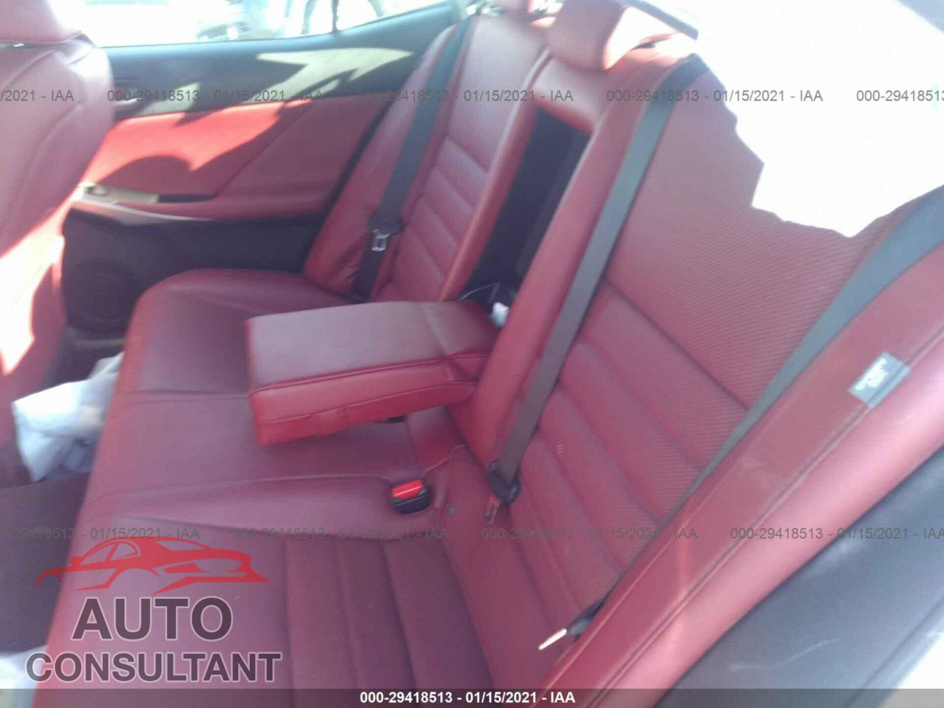 LEXUS IS 2018 - JTHBA1D20J5075341