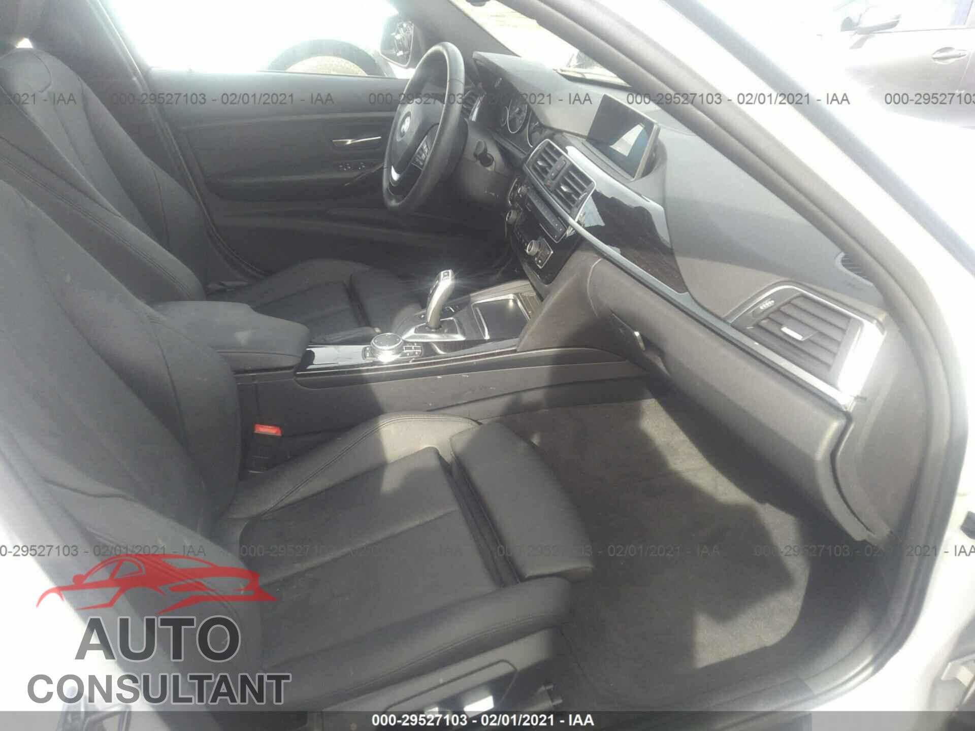 BMW 3 SERIES 2018 - WBA8A9C53JK623286