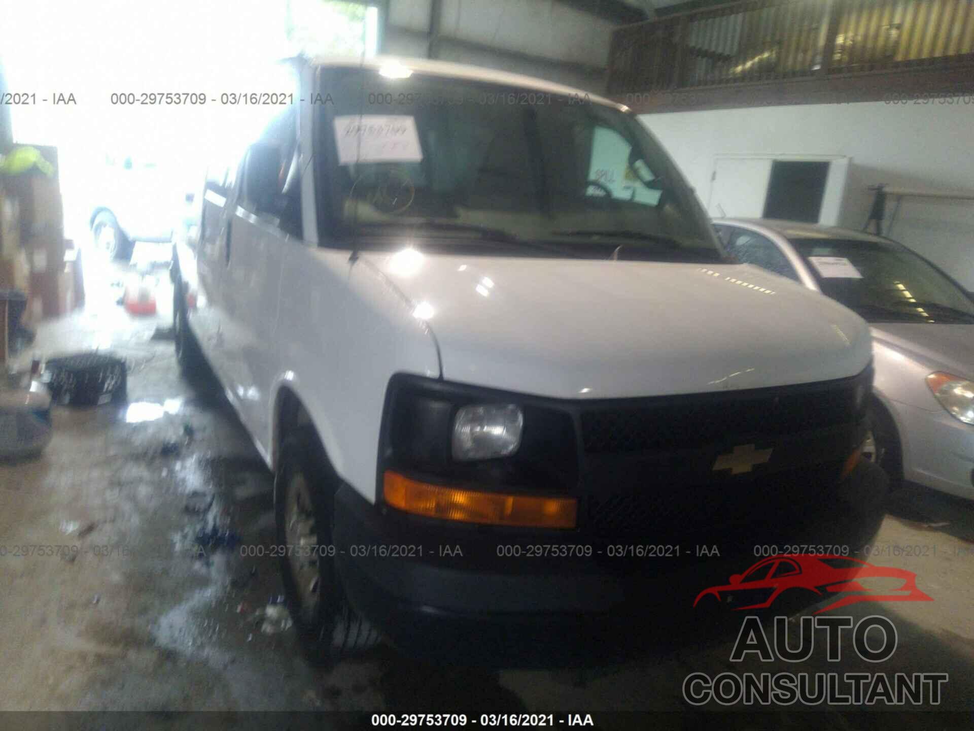 CHEVROLET EXPRESS CARGO VAN 2016 - 1GCWGAFF7G1121040