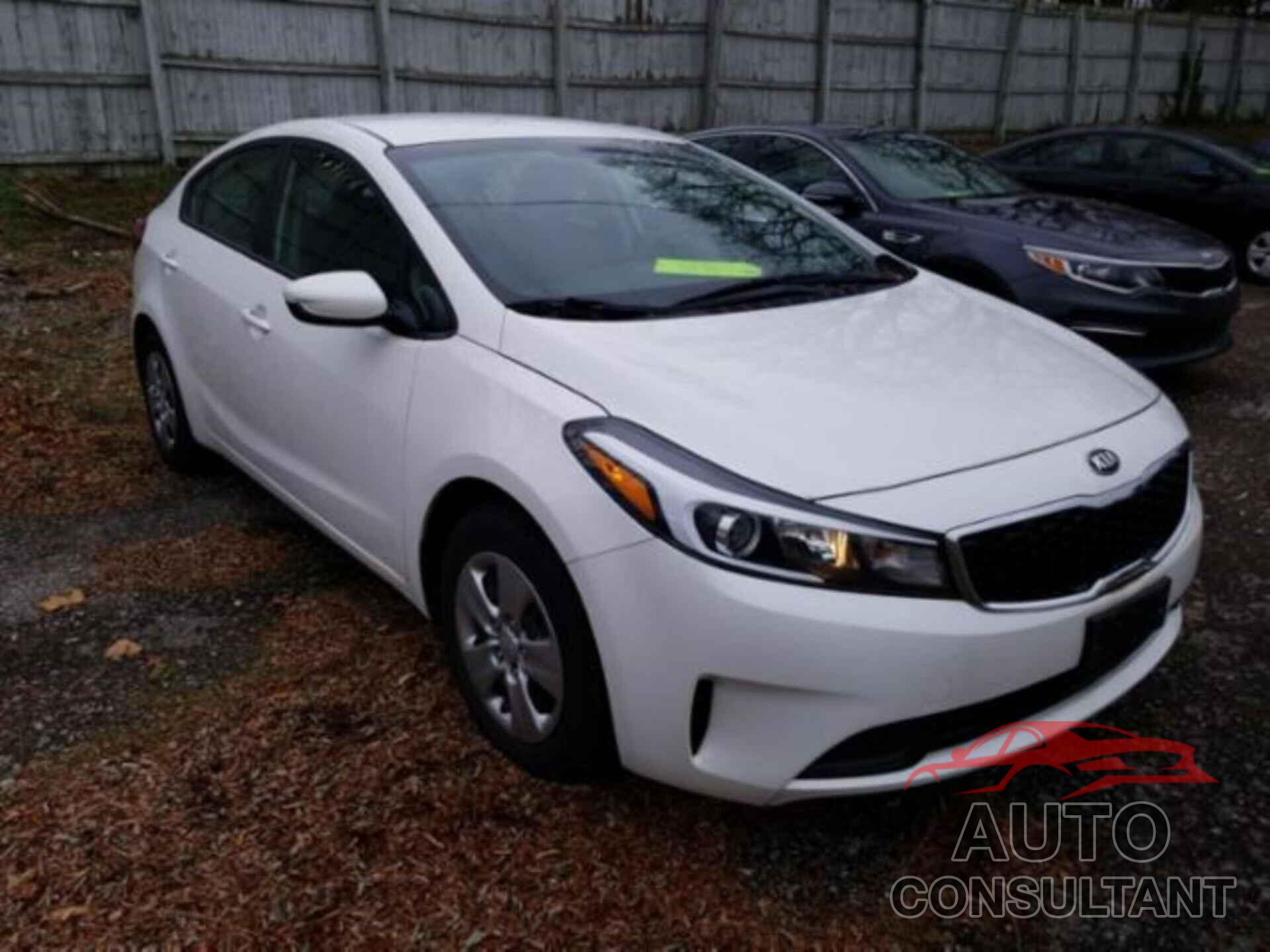 KIA FORTE 2018 - 3KPFL4A74JE226670