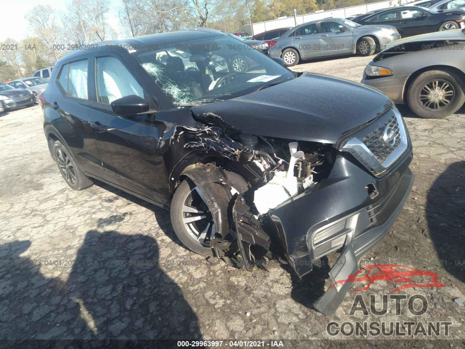 NISSAN KICKS 2018 - 3N1CP5CU5JL516771