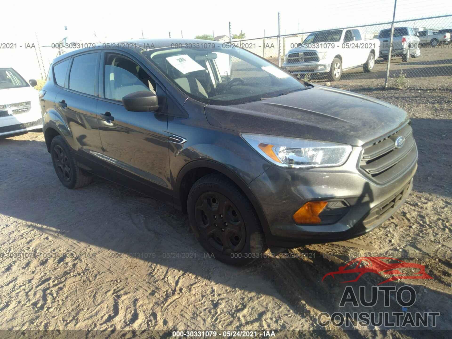 FORD ESCAPE 2017 - 1FMCU0F79HUB81492