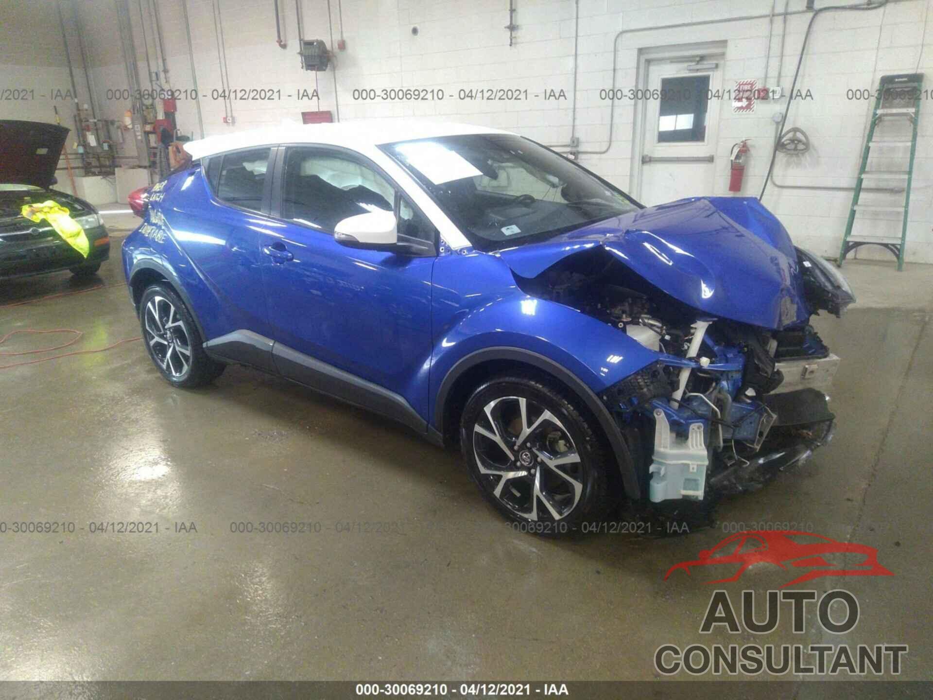 TOYOTA C-HR 2018 - NMTKHMBX3JR009209