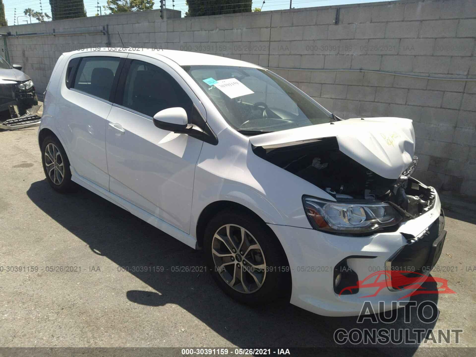 CHEVROLET SONIC 2019 - 1G1JD6SB9K4140126