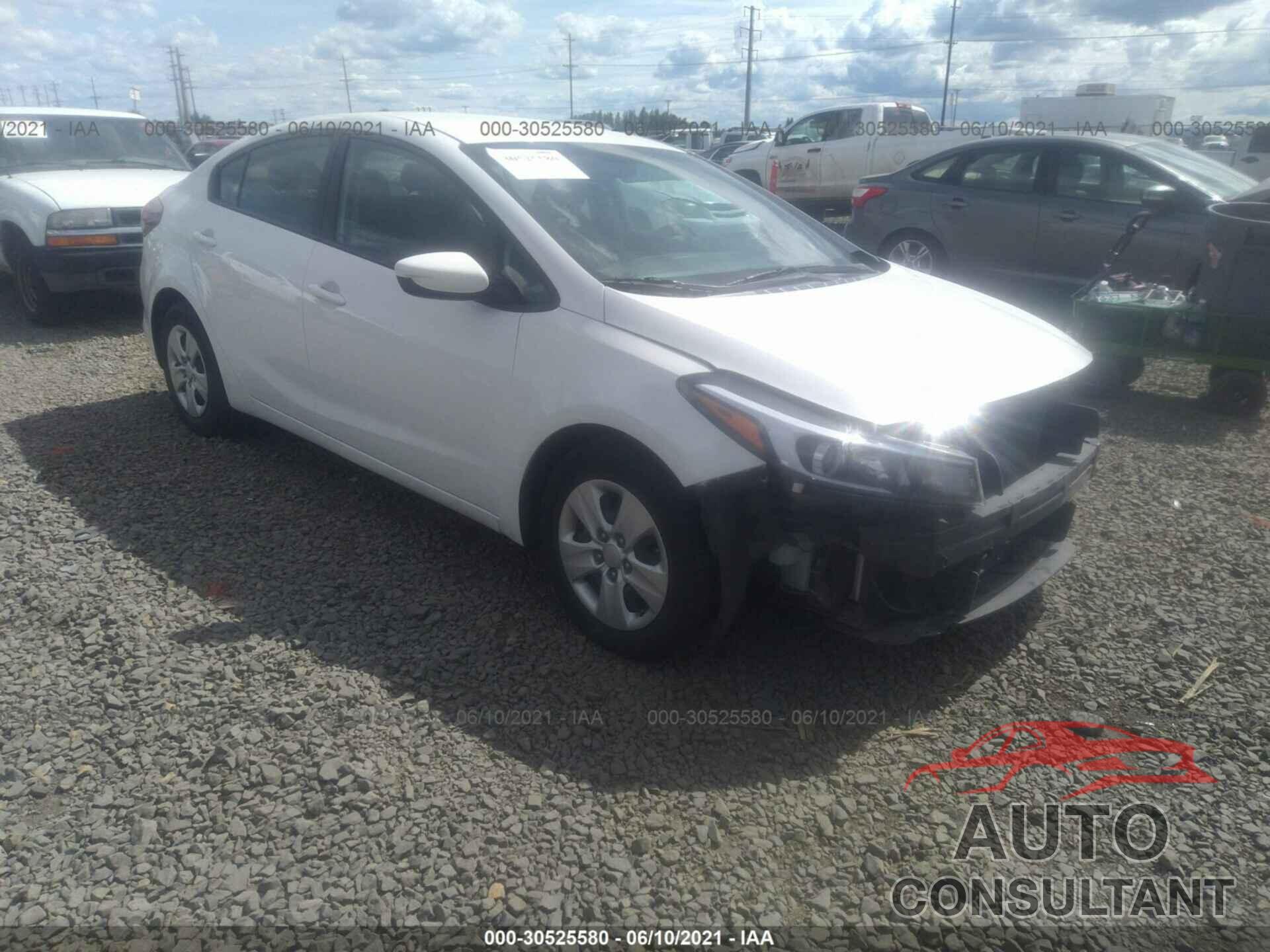 KIA FORTE 2018 - 3KPFK4A77JE211941
