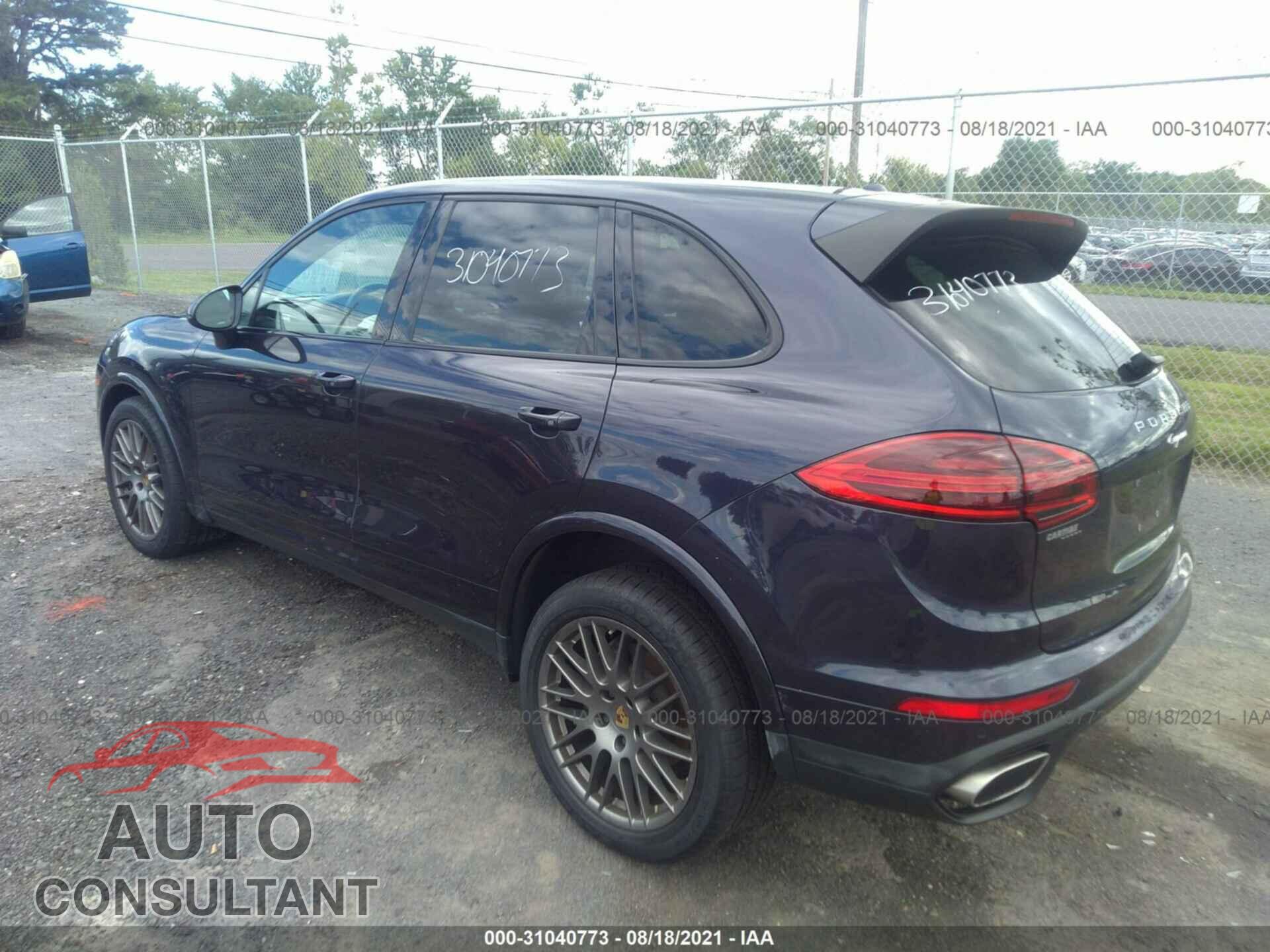 PORSCHE CAYENNE 2017 - WP1AA2A24HKA80852