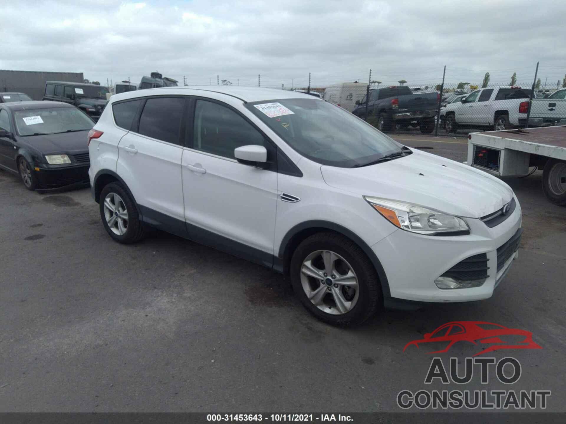 FORD ESCAPE 2016 - 1FMCU0G9XGUB25009