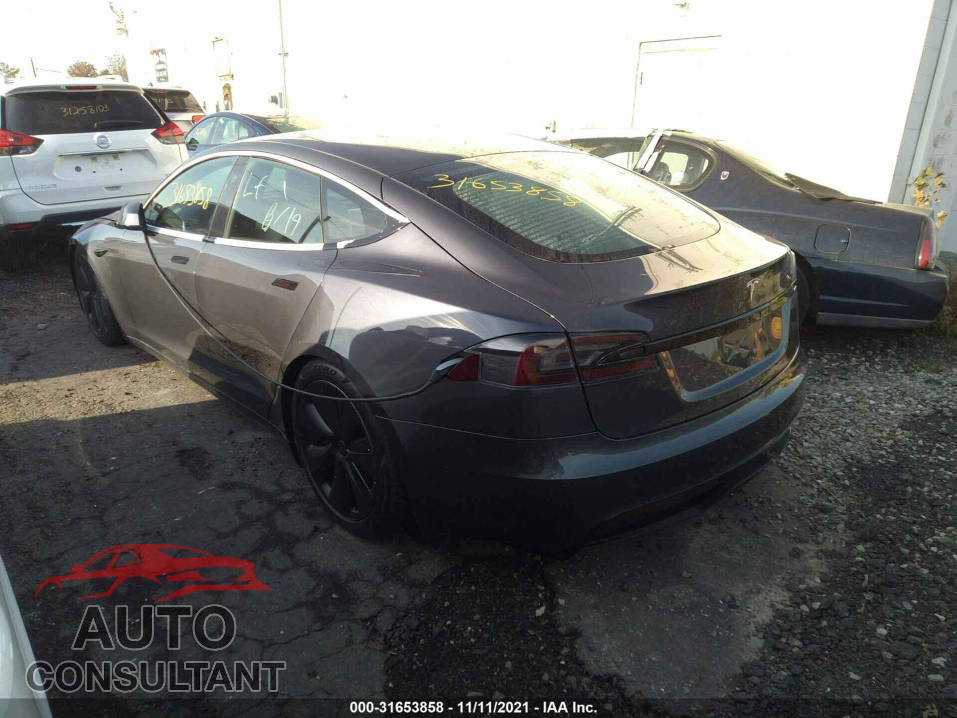 TESLA MODEL S 2021 - 5YJSA1E5XMF440010