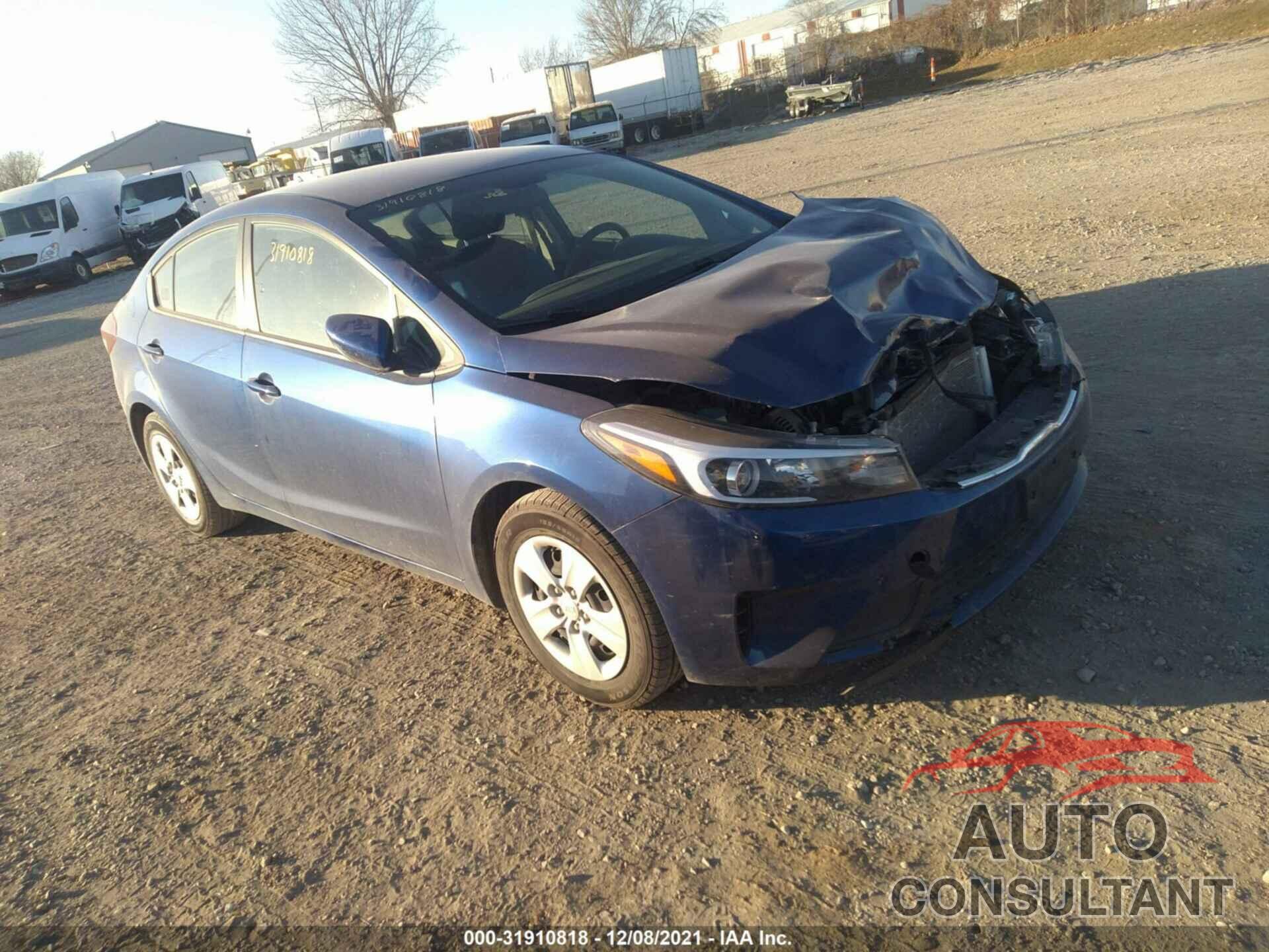 KIA FORTE 2018 - 3KPFK4A76JE189057