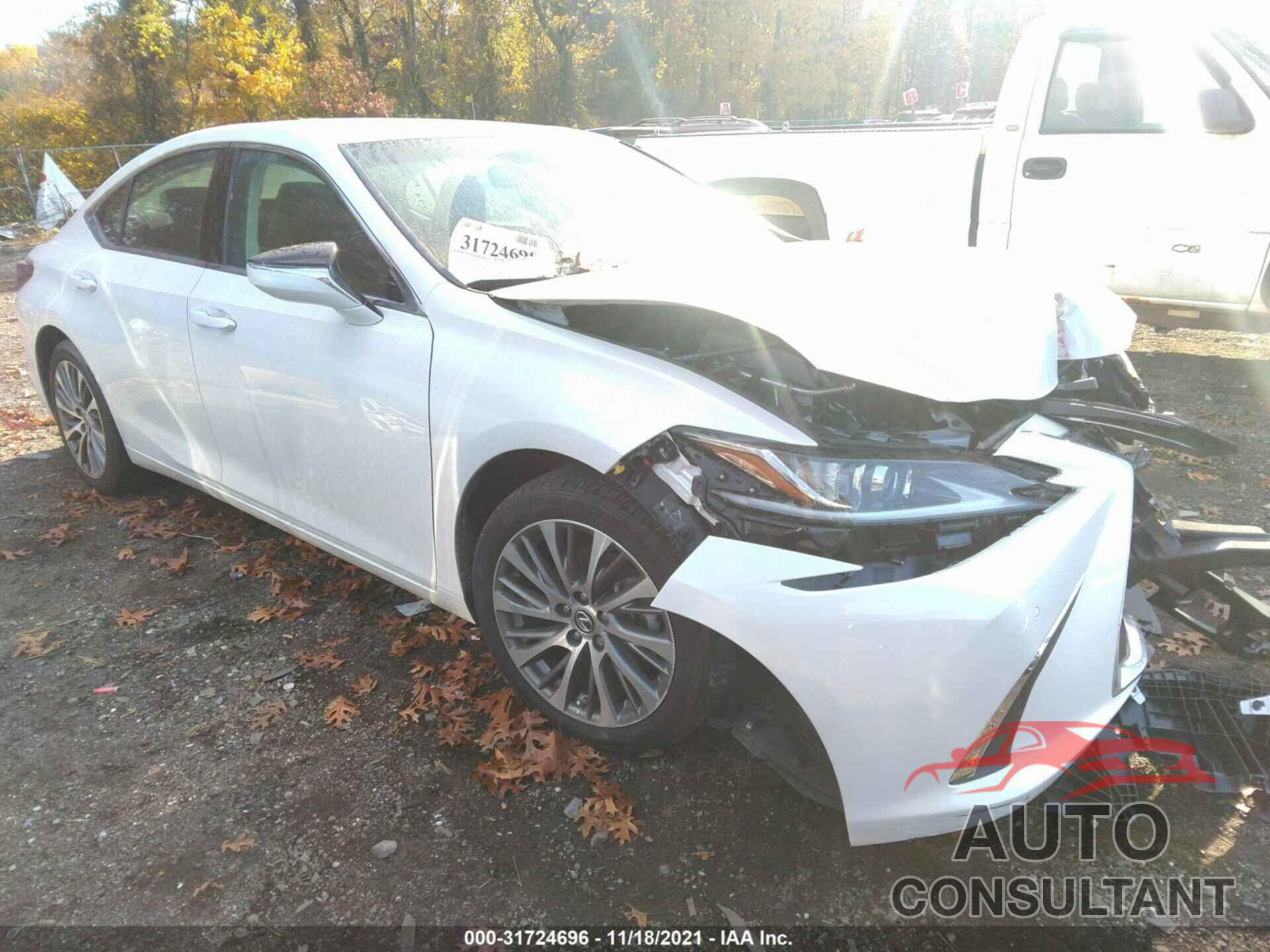 LEXUS ES 2019 - 58ABZ1B18KU007689