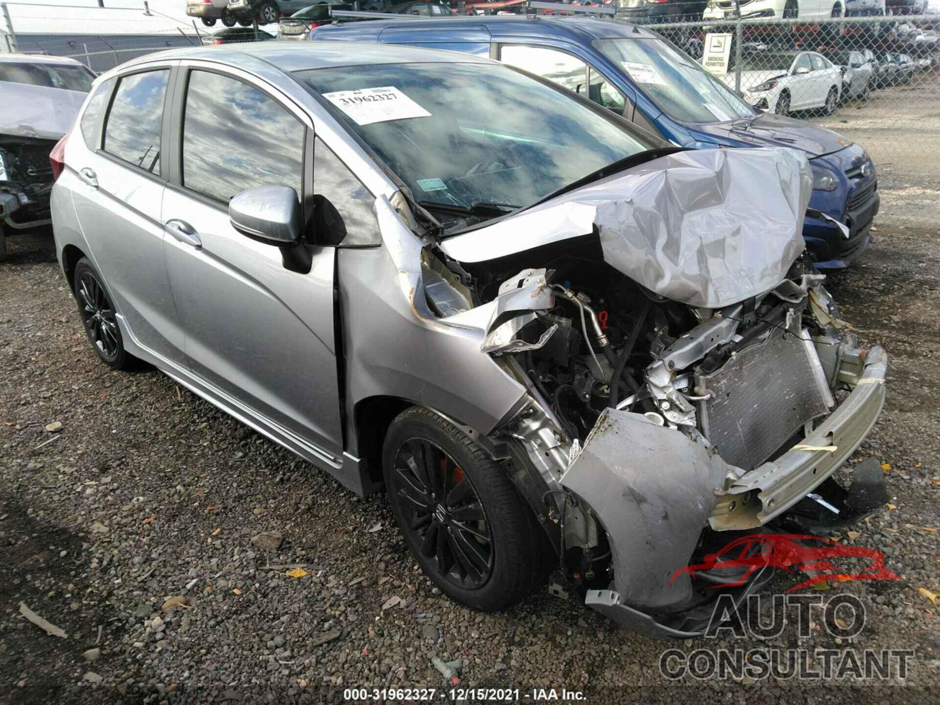 HONDA FIT 2018 - 3HGGK5H64JM722439
