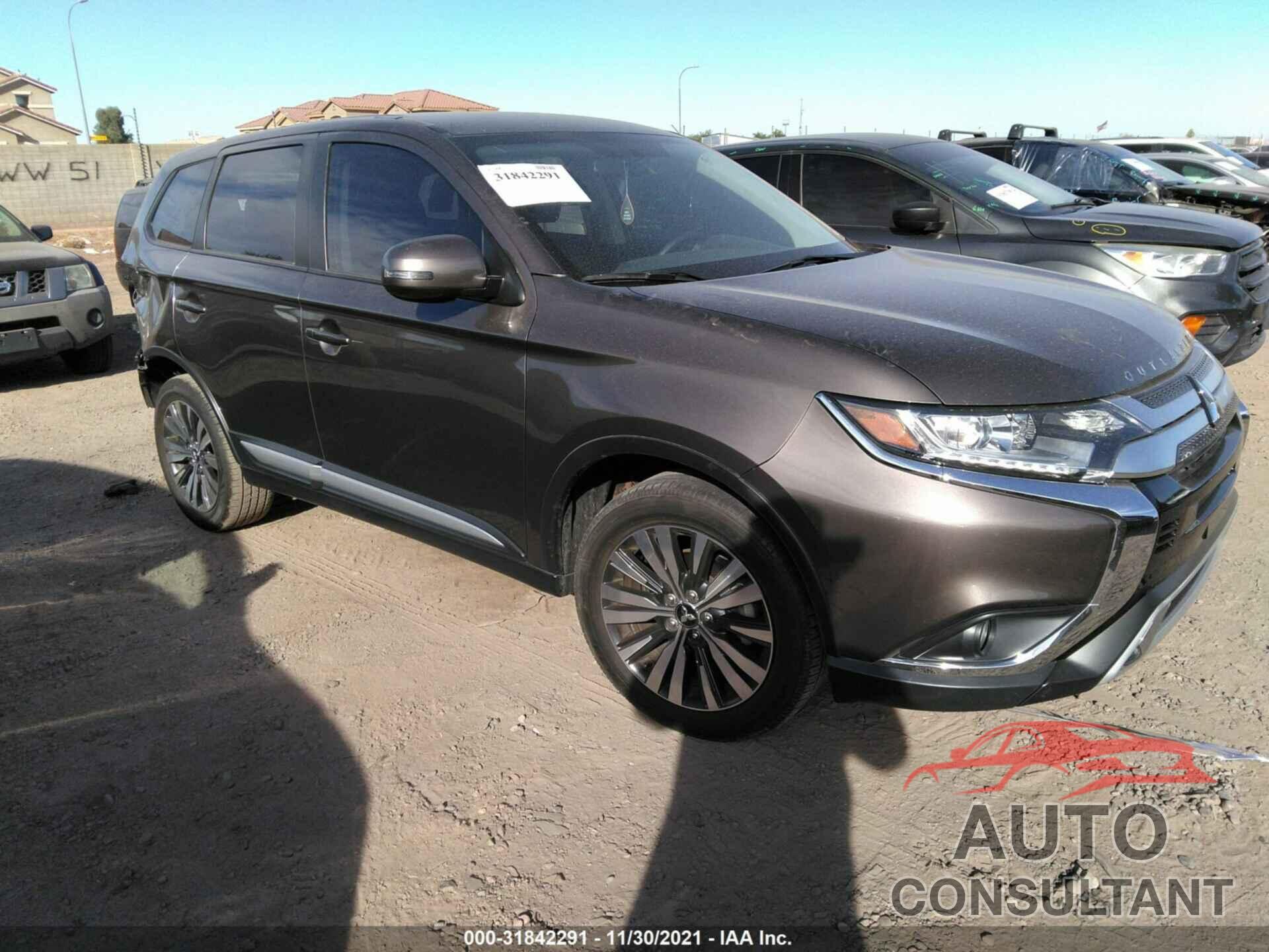 MITSUBISHI OUTLANDER 2019 - JA4AD3A39KZ017293