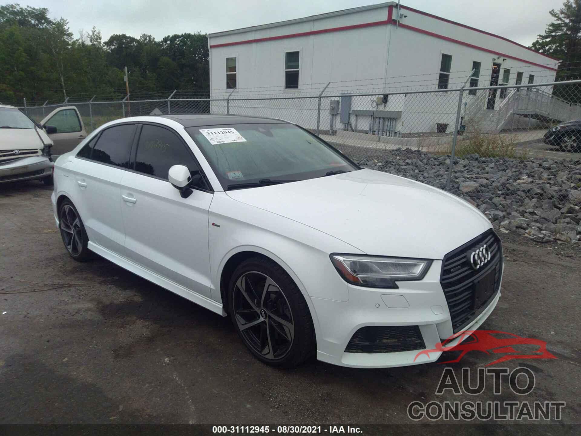AUDI A3 SEDAN 2020 - WAUJEGFF0LA098050