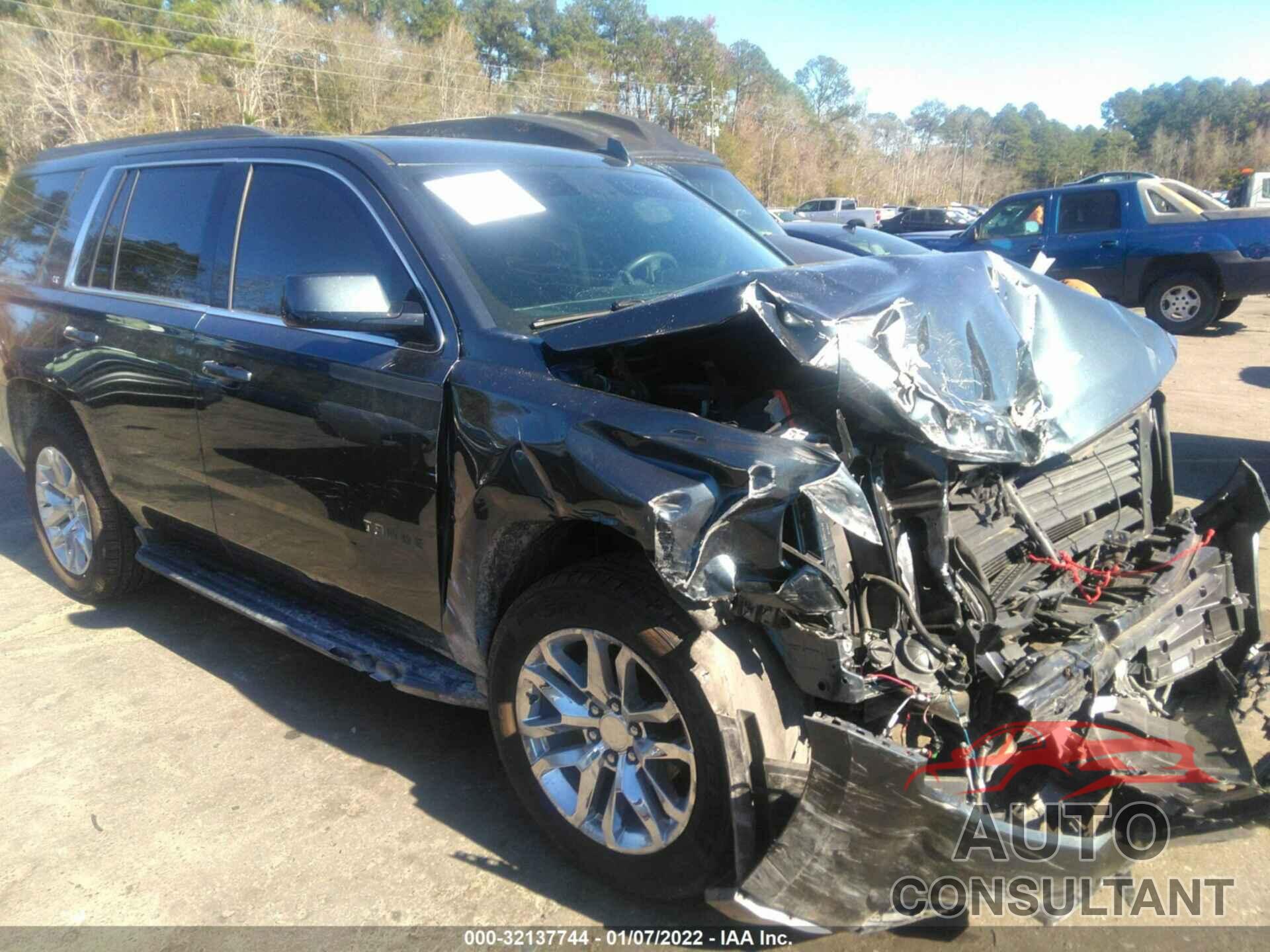 CHEVROLET TAHOE 2019 - 1GNSCBKC7KR277365