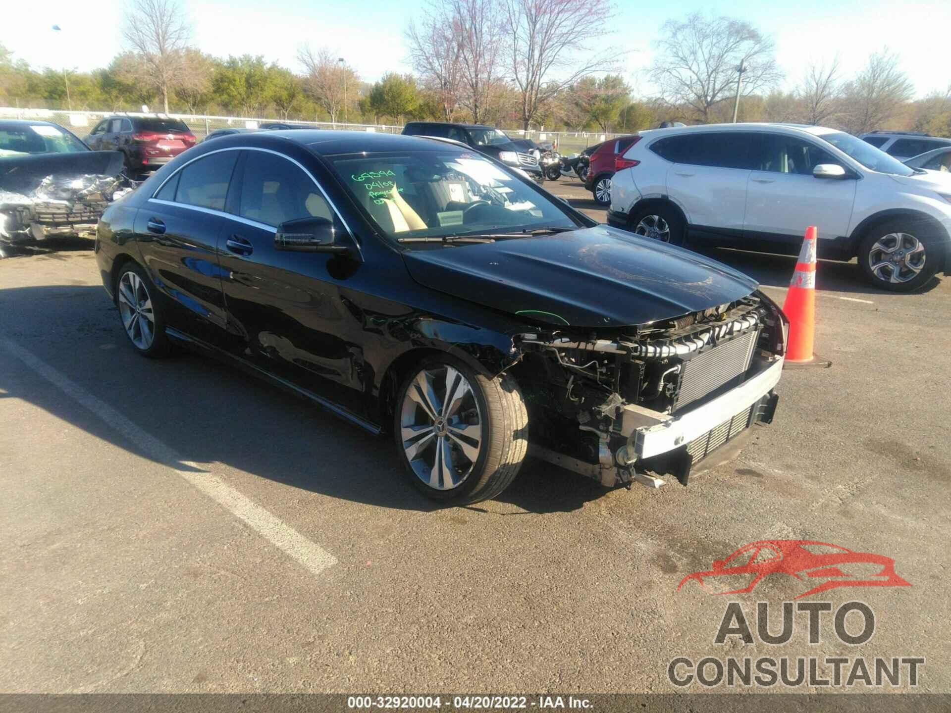 MERCEDES-BENZ CLA 2019 - WDDSJ4EB4KN720842