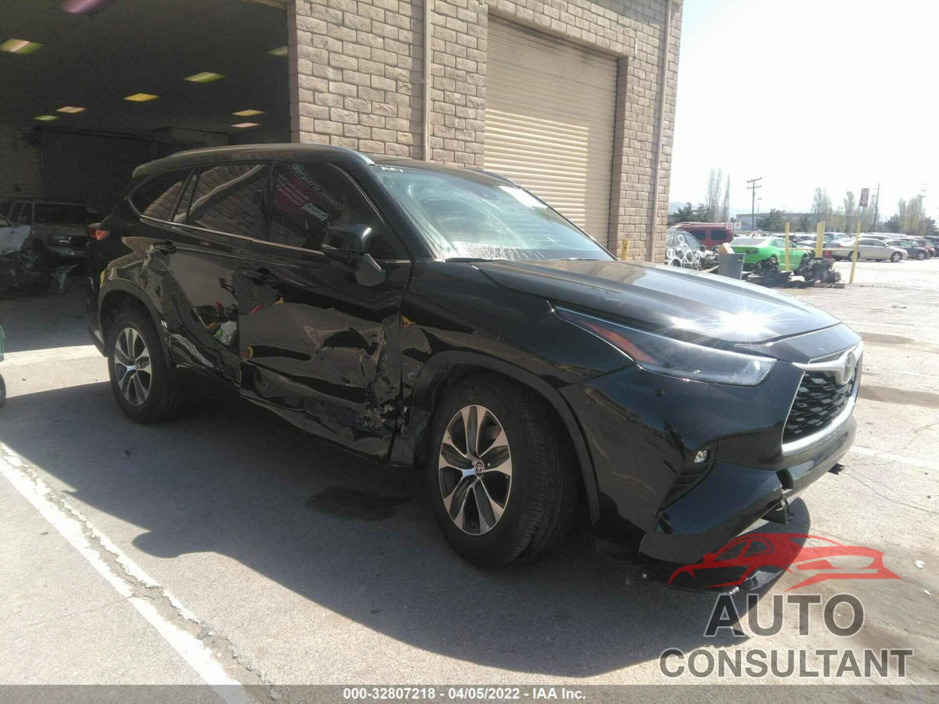 TOYOTA HIGHLANDER 2021 - 5TDGZRAH0MS533658