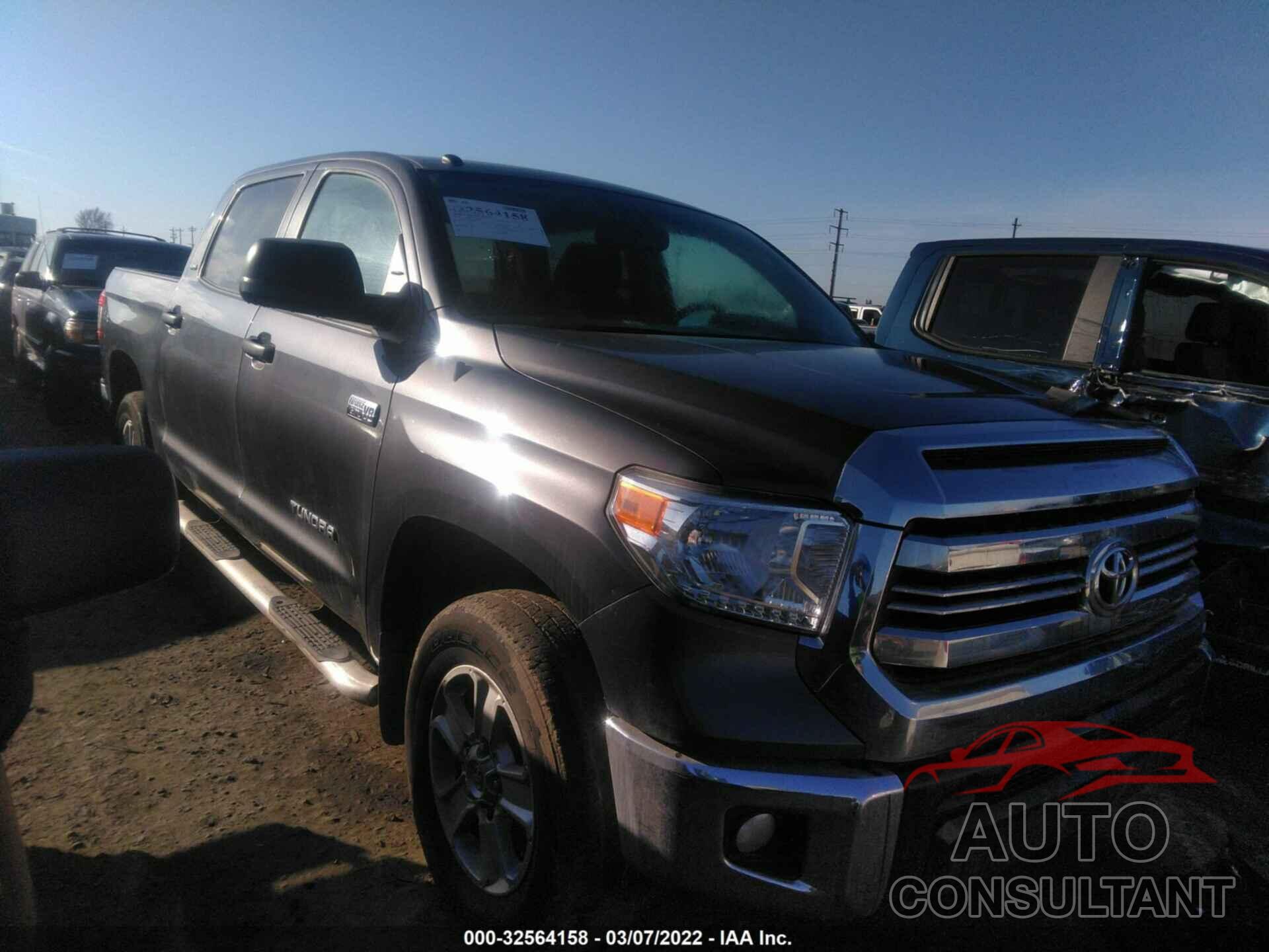 TOYOTA TUNDRA 4WD 2017 - 5TFDY5F11HX655567