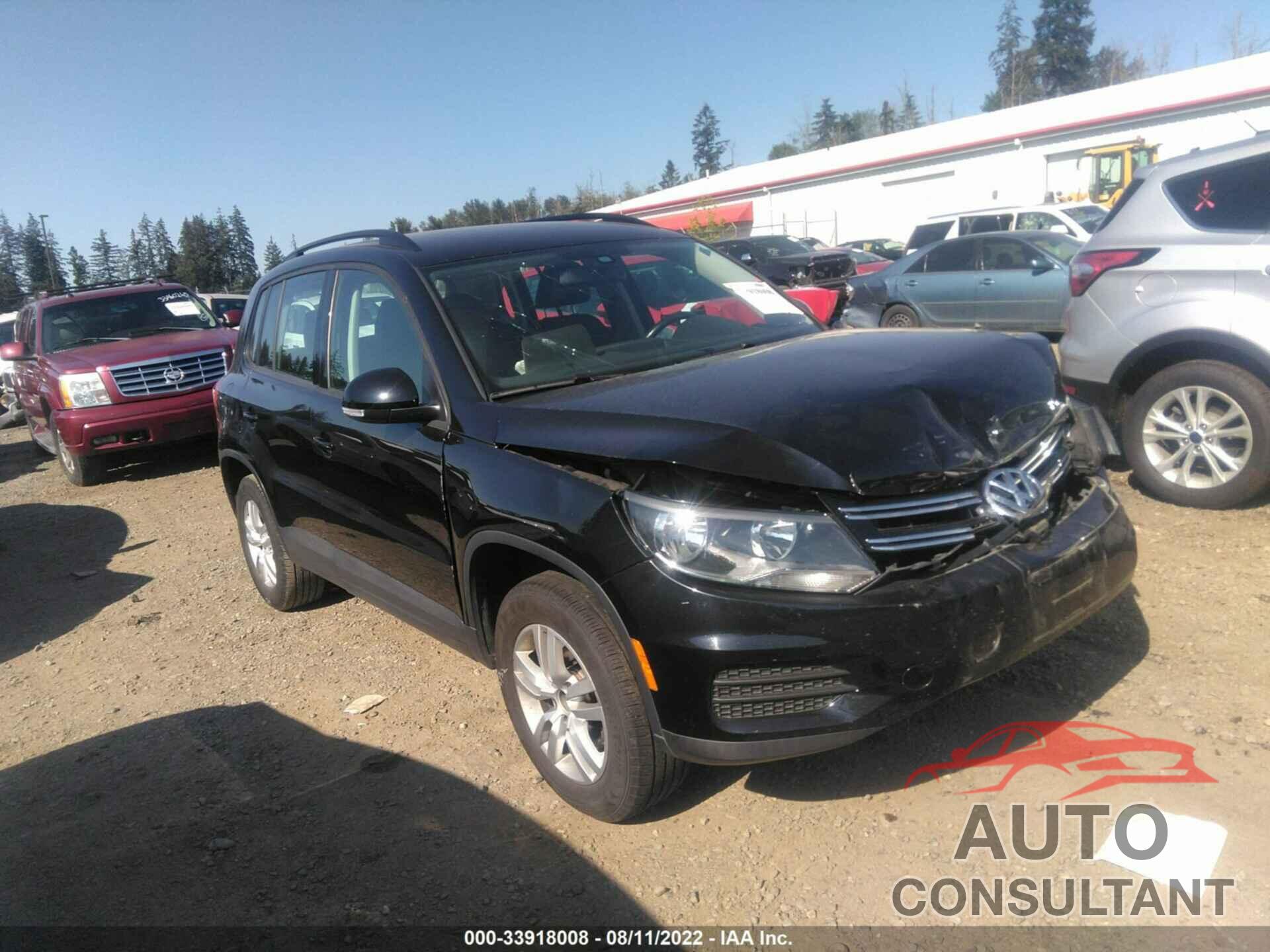 VOLKSWAGEN TIGUAN 2016 - WVGBV7AX6GW601124