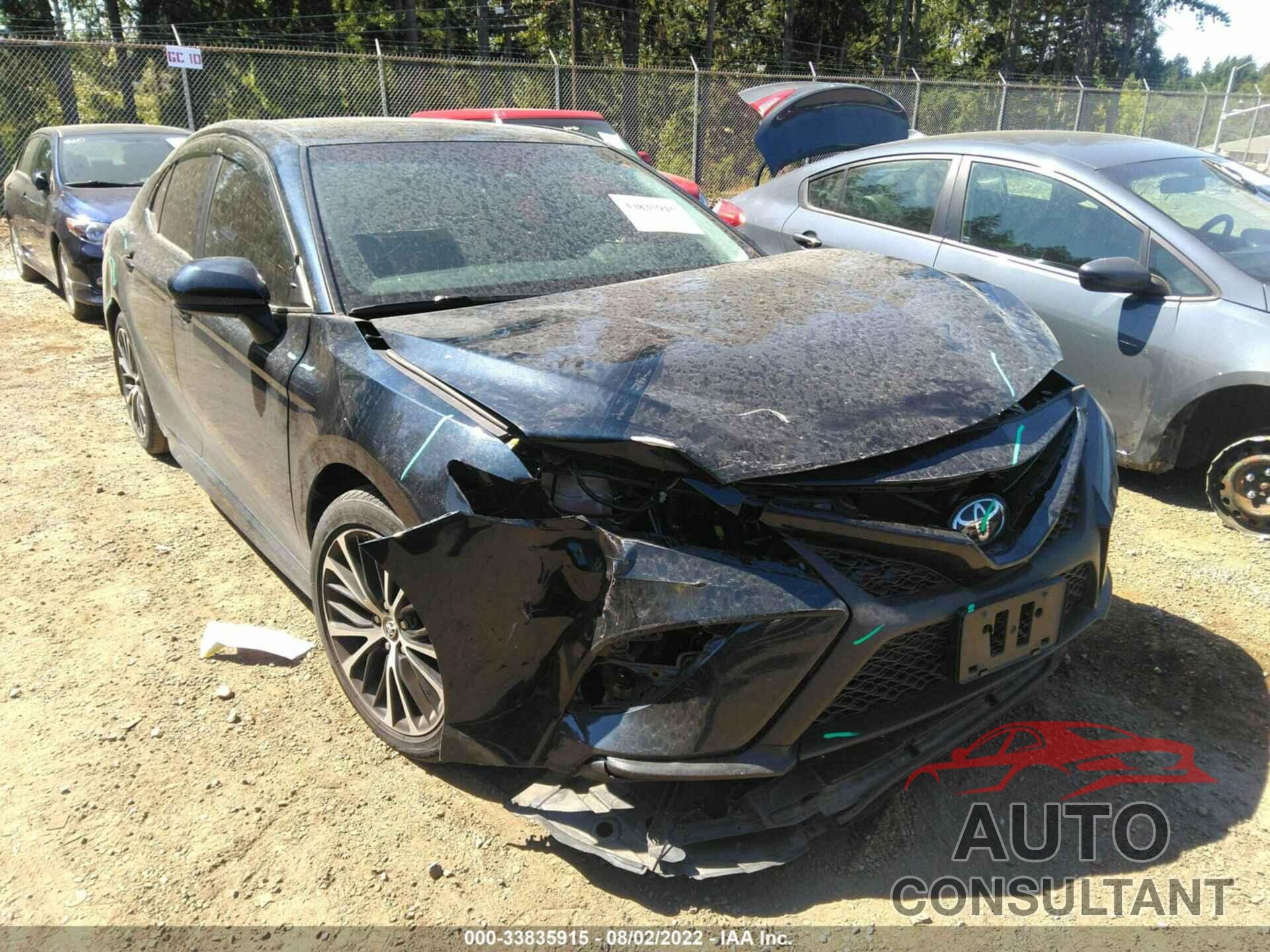 TOYOTA CAMRY 2018 - 4T1B11HKXJU525512
