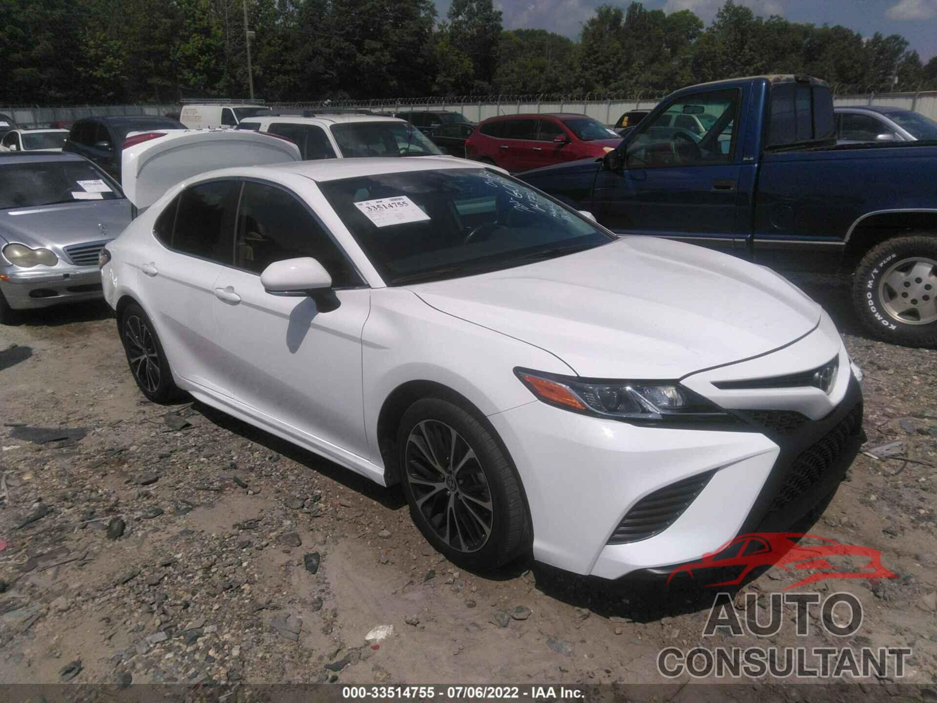 TOYOTA CAMRY 2020 - 4T1M11AK1LU961770