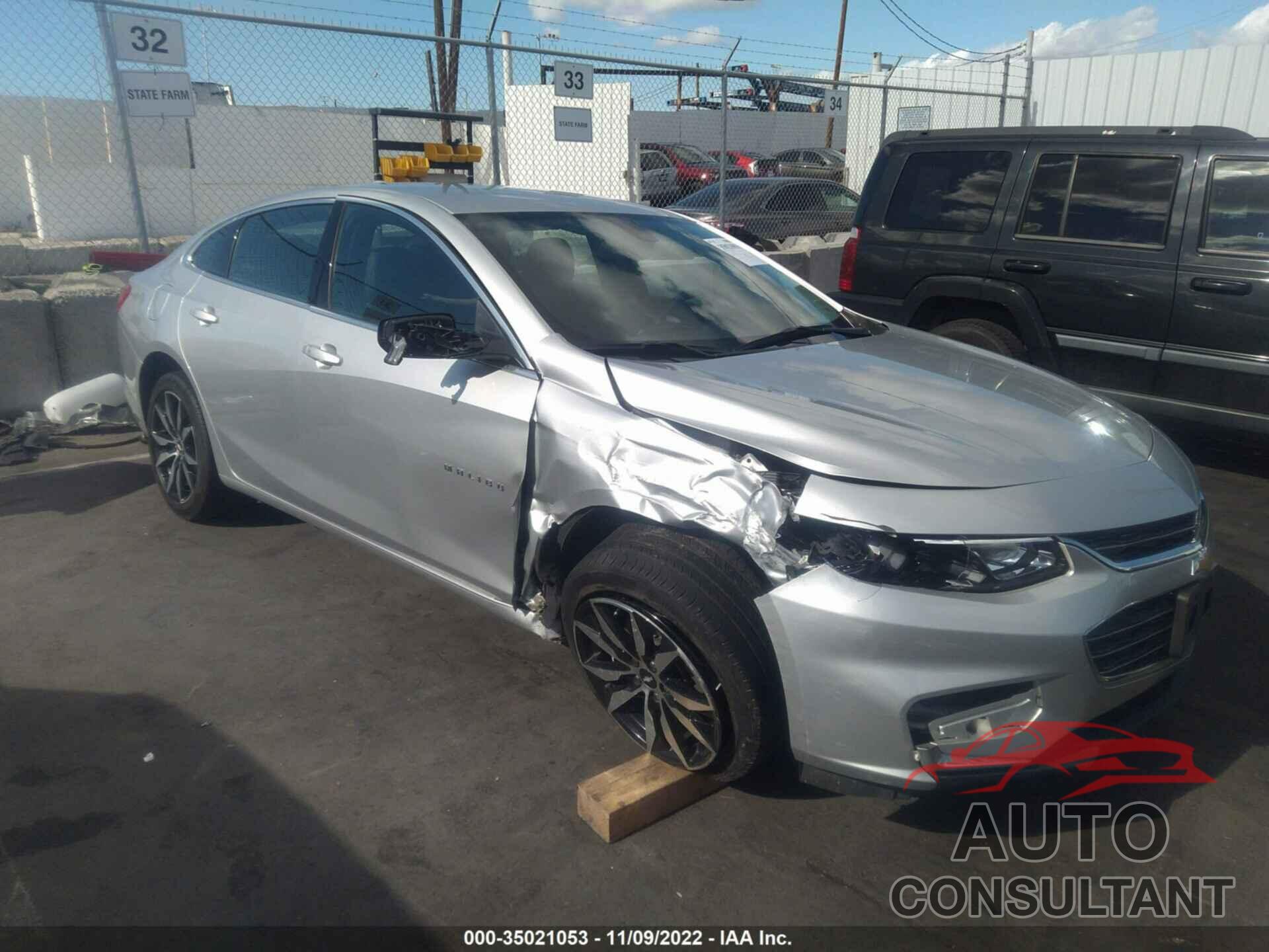 CHEVROLET MALIBU 2018 - 1G1ZD5ST2JF283170