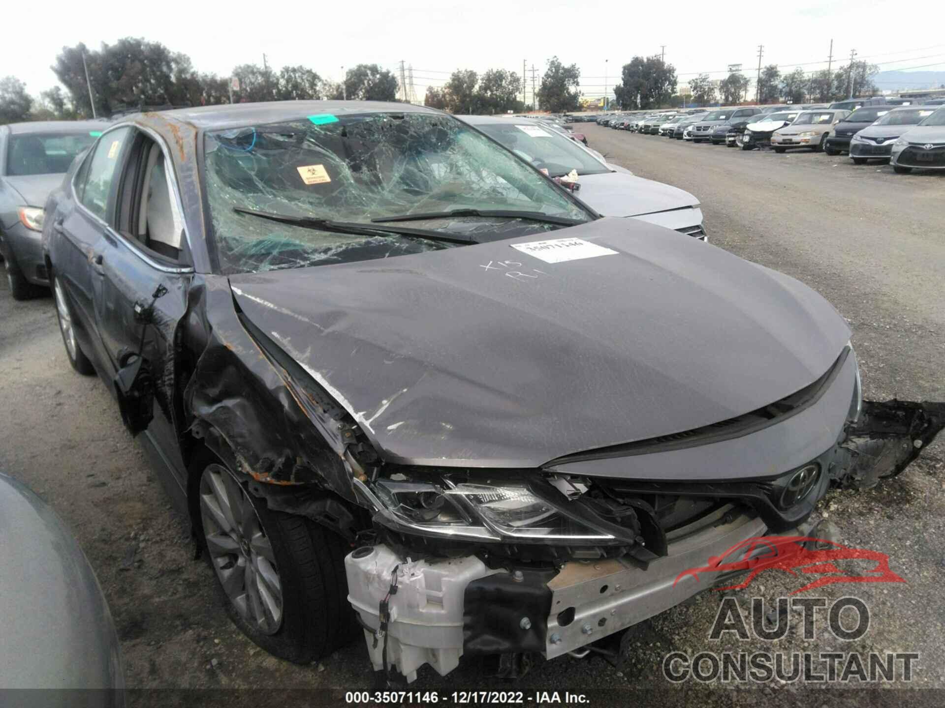 TOYOTA CAMRY 2019 - 4T1B11HK3KU184617