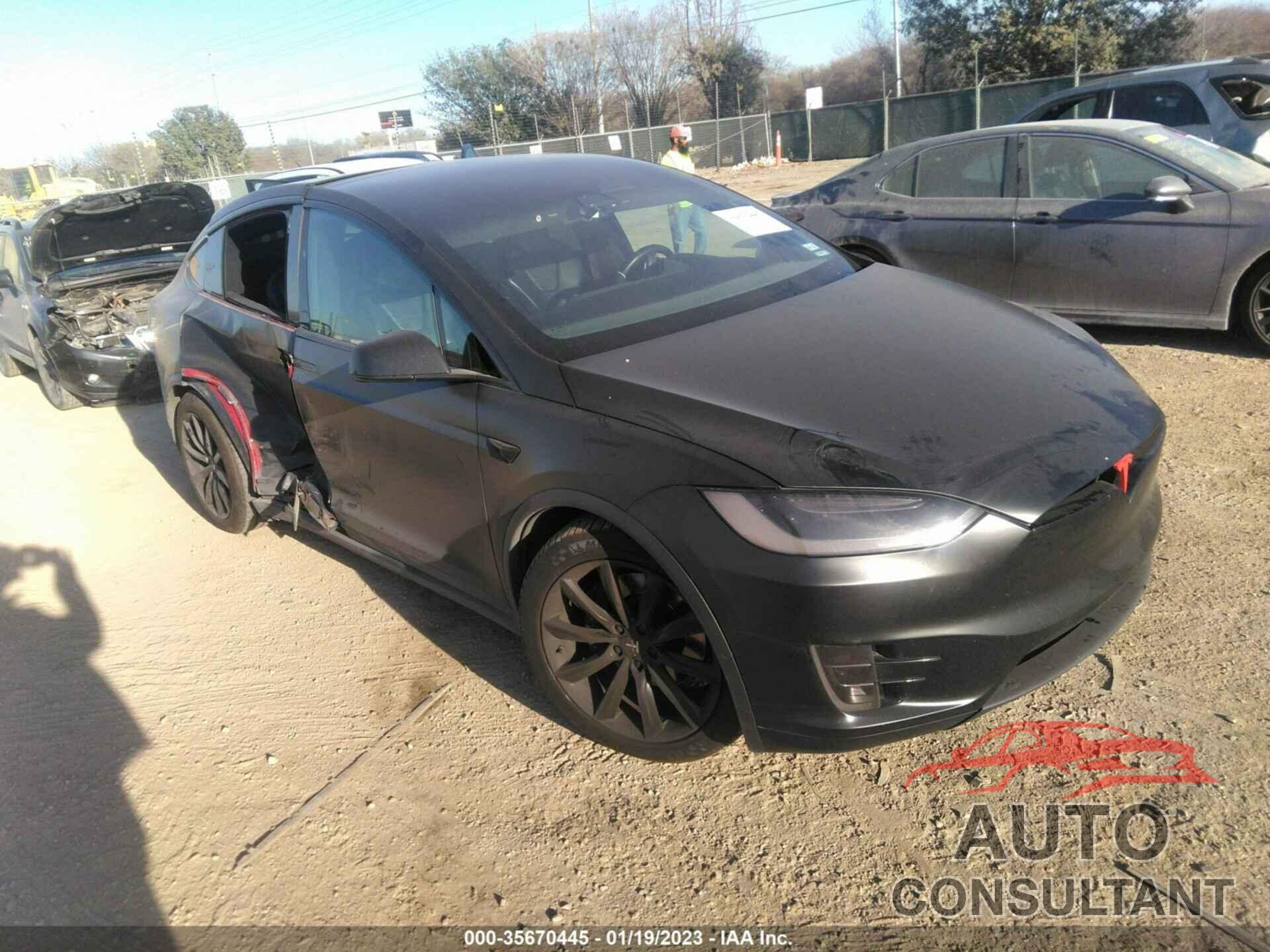 TESLA MODEL X 2017 - 5YJXCBE28HF047253