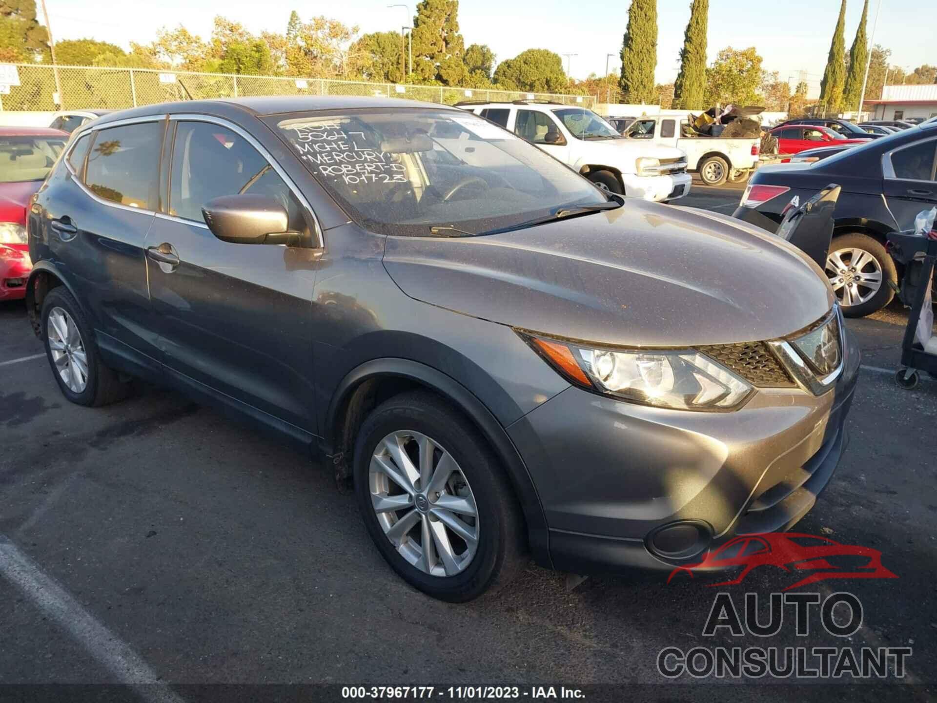 NISSAN ROGUE SPORT 2018 - JN1BJ1CP4JW501107