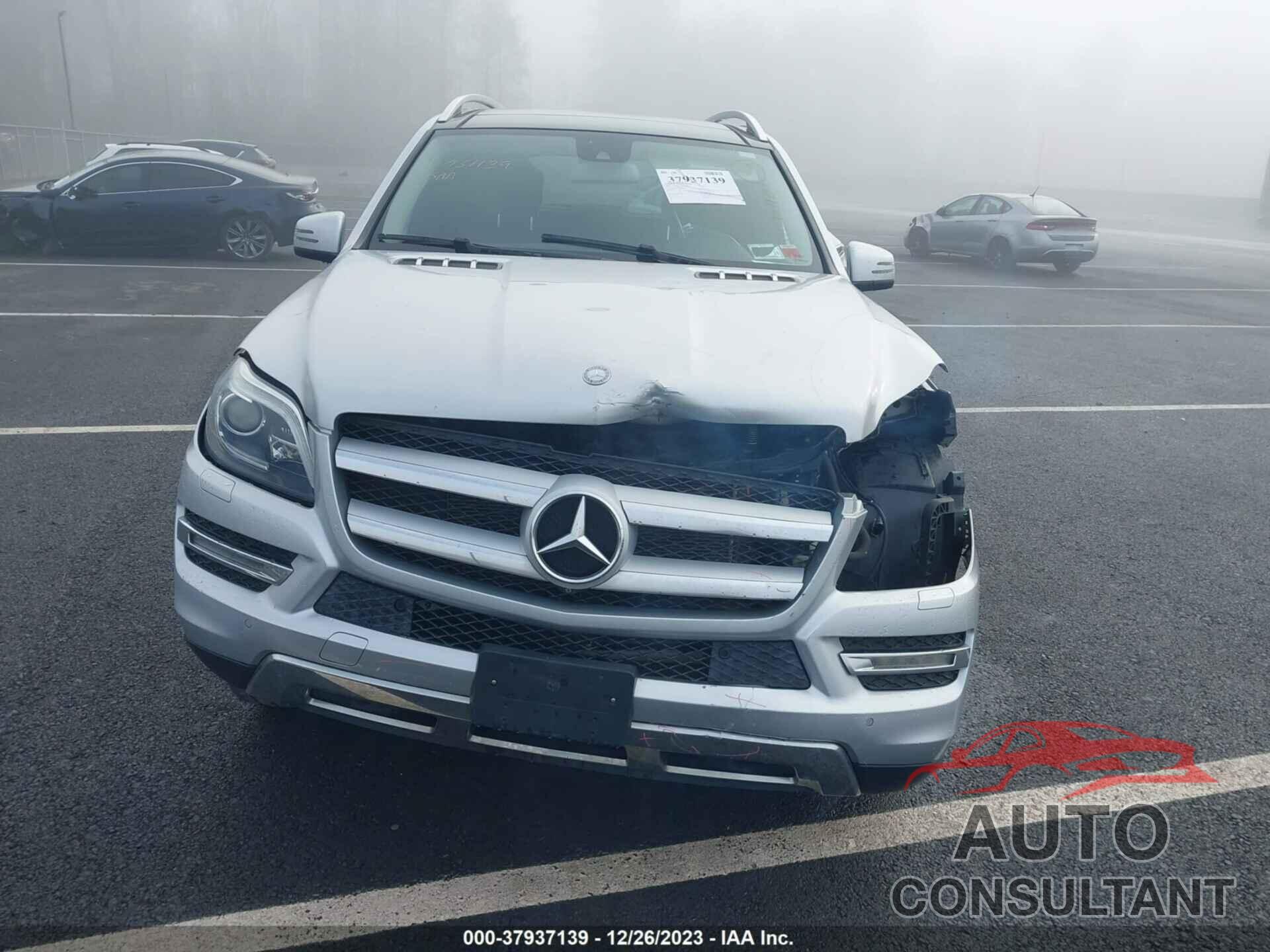 MERCEDES-BENZ GL 2016 - 4JGDF6EE5GA644939