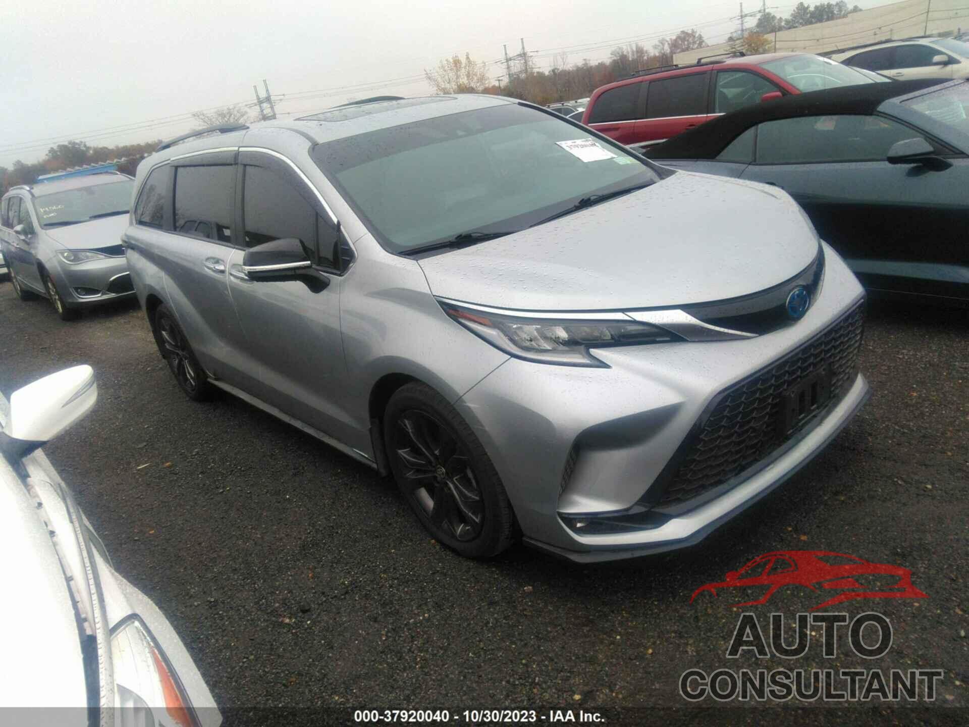 TOYOTA SIENNA 2022 - 5TDDRKEC5NS089414