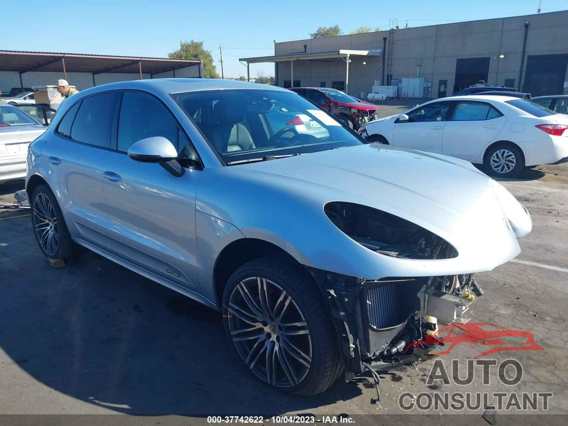 PORSCHE MACAN 2017 - WP1AG2A59HLB54737