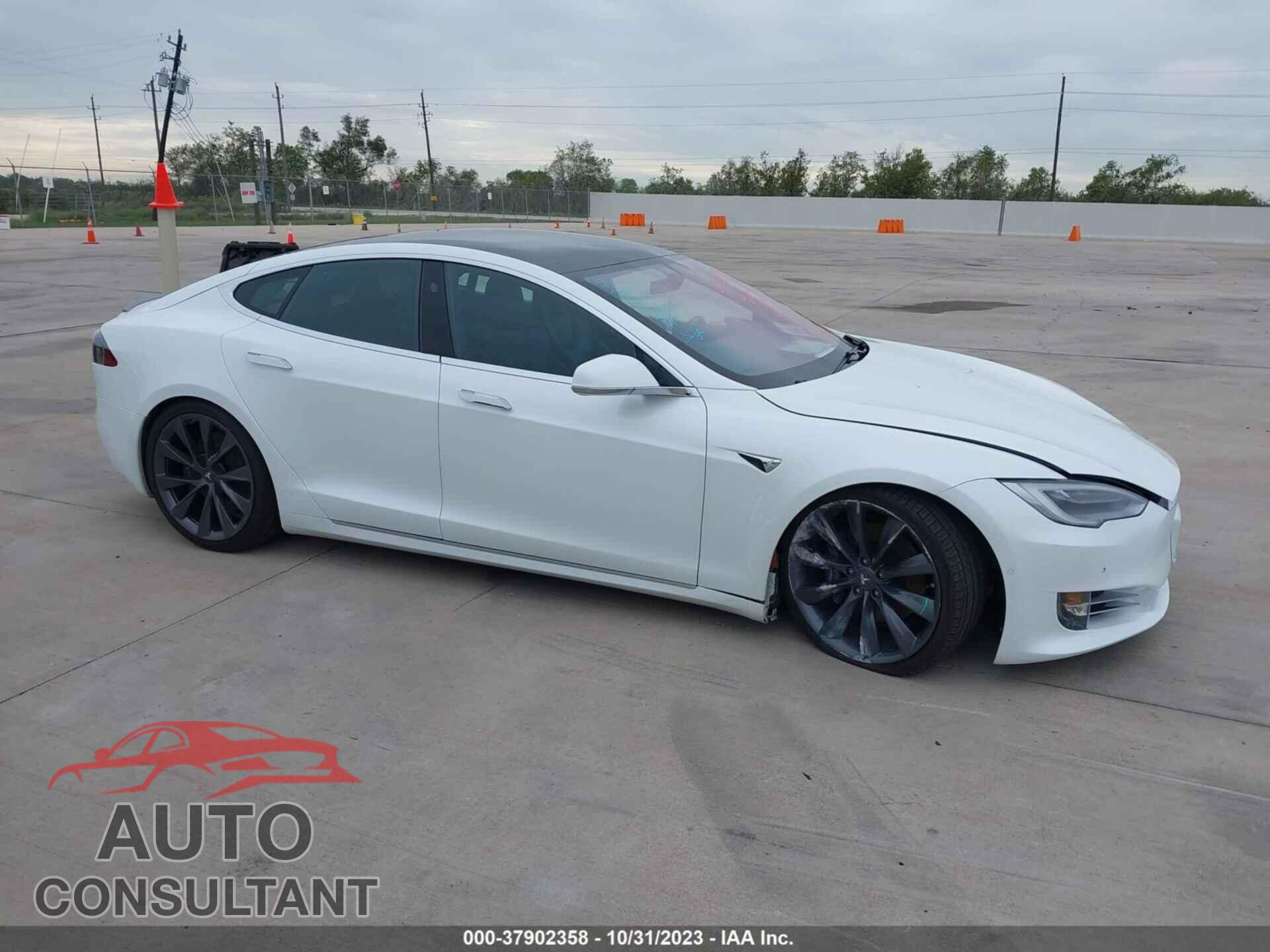 TESLA MODEL S 2020 - 5YJSA1E27LF360376