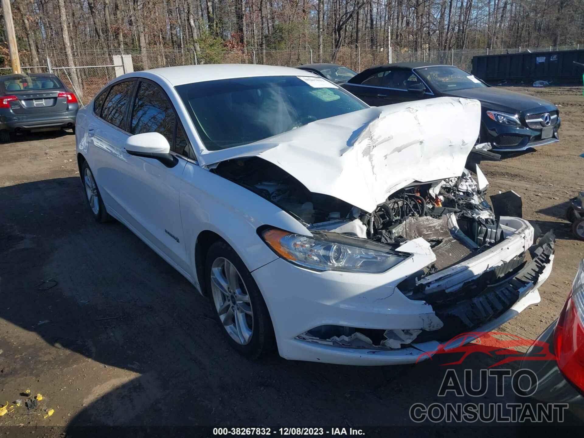 FORD FUSION HYBRID 2018 - 3FA6P0LU8JR247780