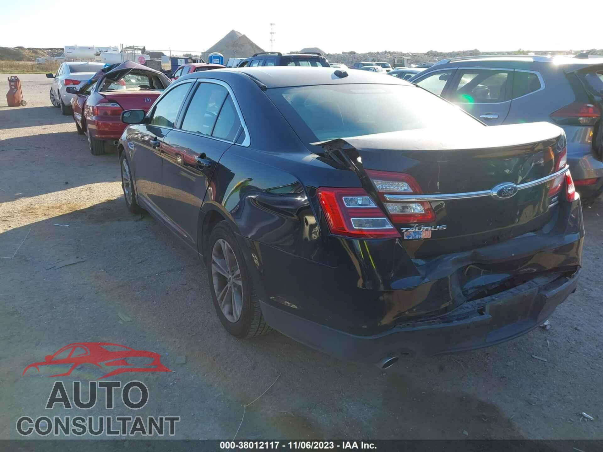 FORD TAURUS 2016 - 1FAHP2E86GG113774