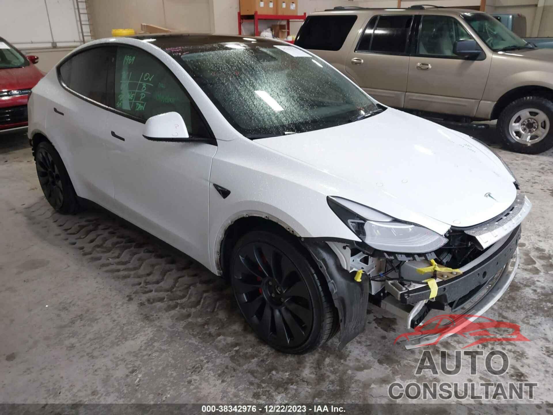 TESLA MODEL Y 2022 - 7SAYGDEF2NF484350