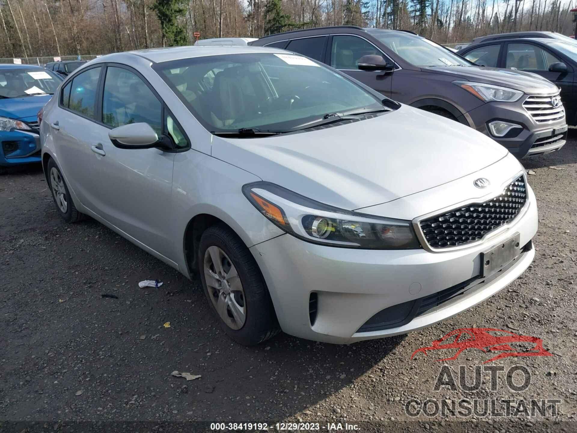 KIA FORTE 2017 - 3KPFK4A76HE139026