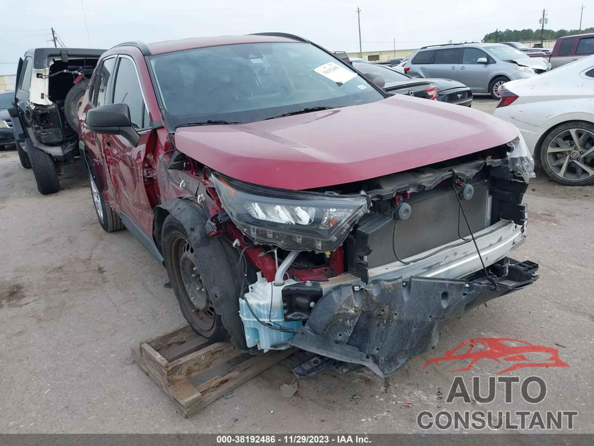 TOYOTA RAV4 2019 - JTMH1RFV3KJ008324