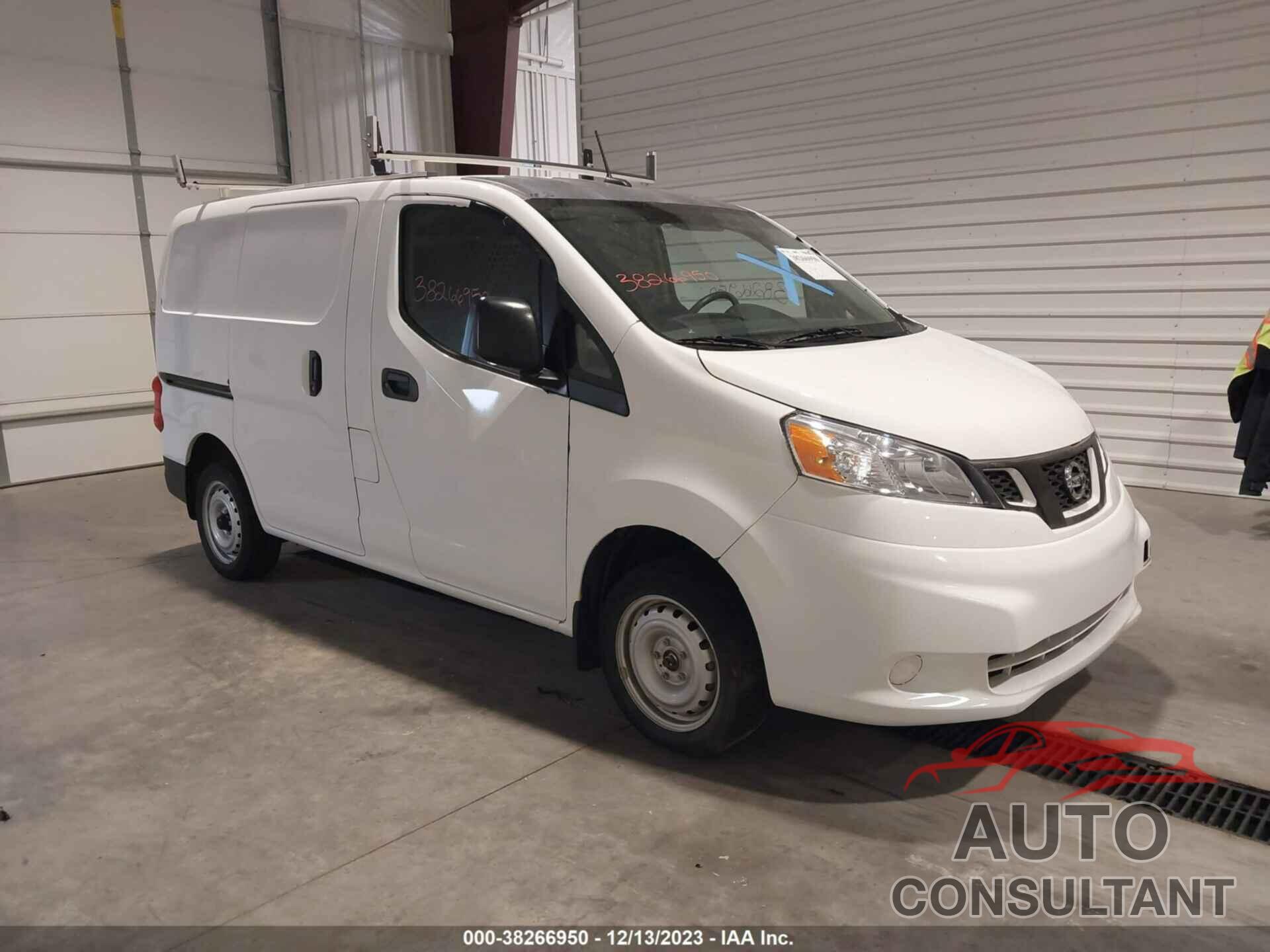 NISSAN NV200 COMPACT CARGO 2020 - 3N6CM0KN8LK699558