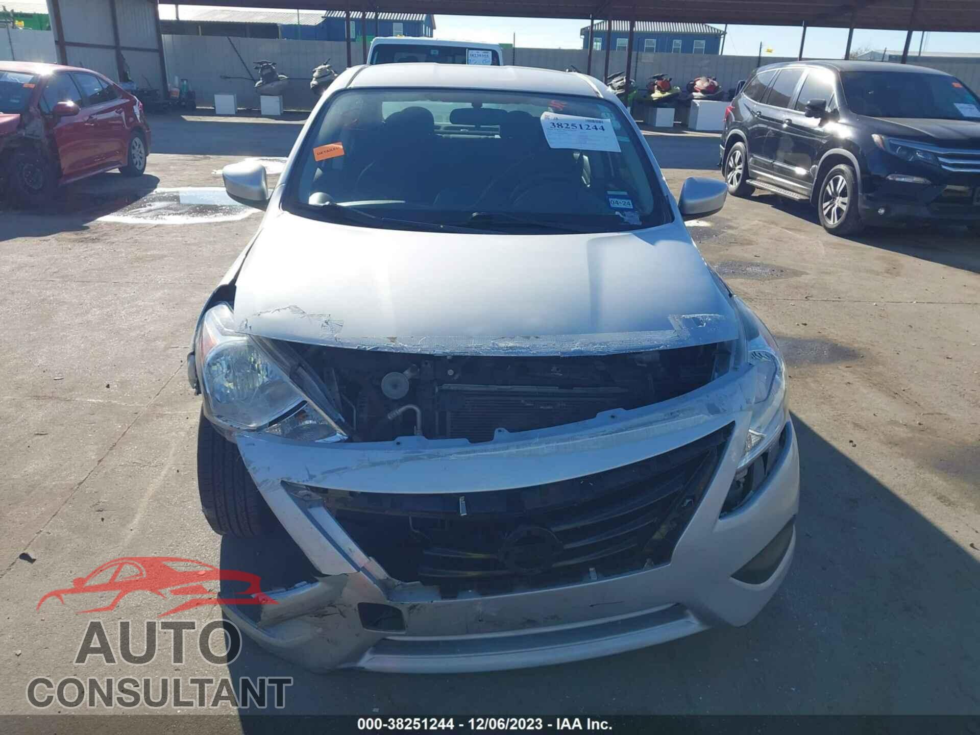 NISSAN VERSA 2017 - 3N1CN7AP3HL904428