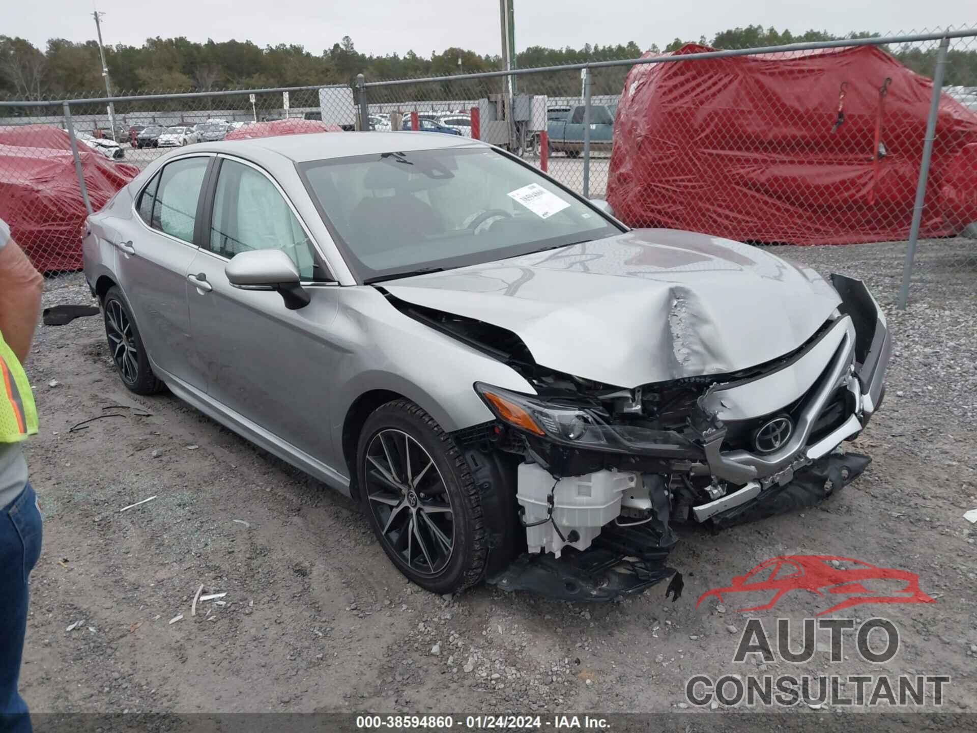 TOYOTA CAMRY 2022 - 4T1G11AK2NU653359