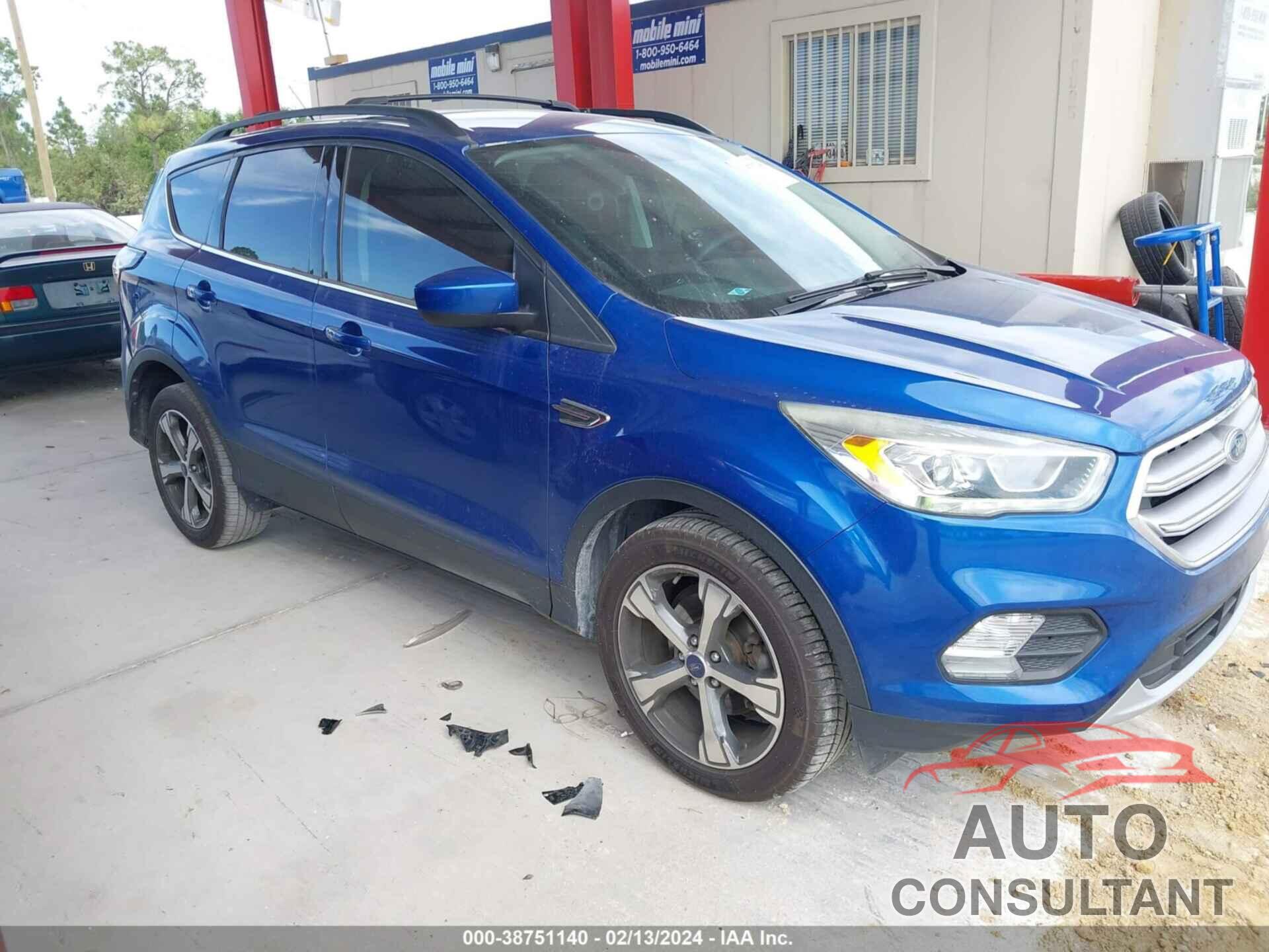 FORD ESCAPE 2017 - 1FMCU0GD0HUD35236