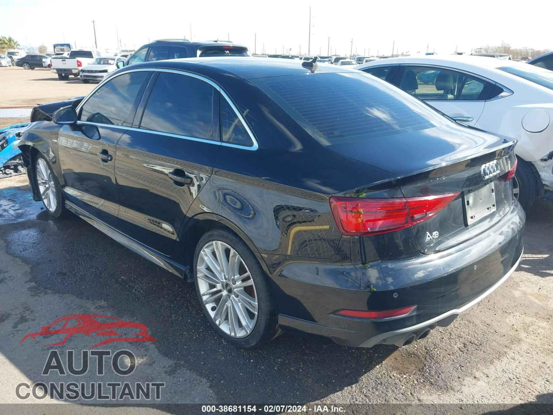 AUDI A3 2017 - WAUGUGFF6H1069320