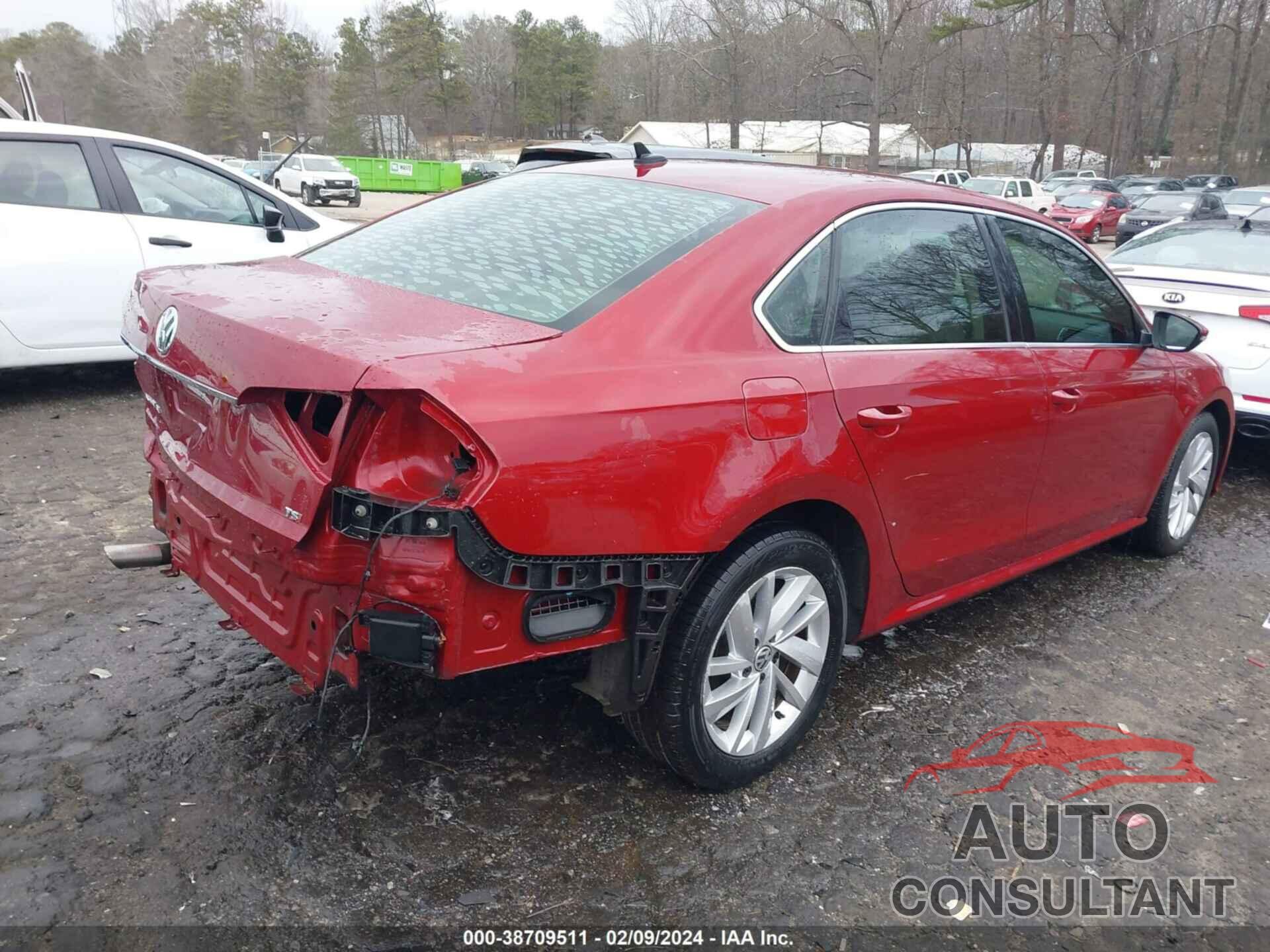 VOLKSWAGEN PASSAT 2018 - 1VWBA7A34JC026542