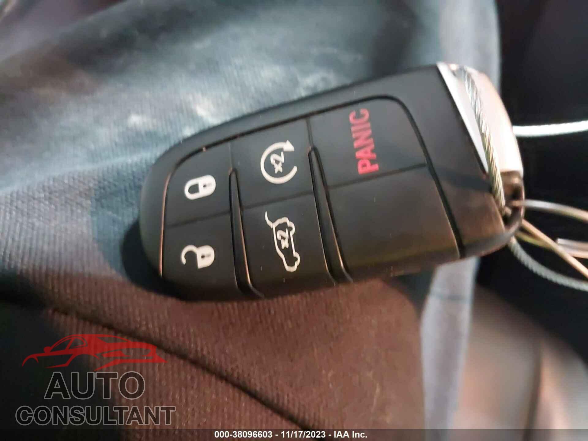 DODGE DURANGO 2017 - 1C4RDJDG4HC636505