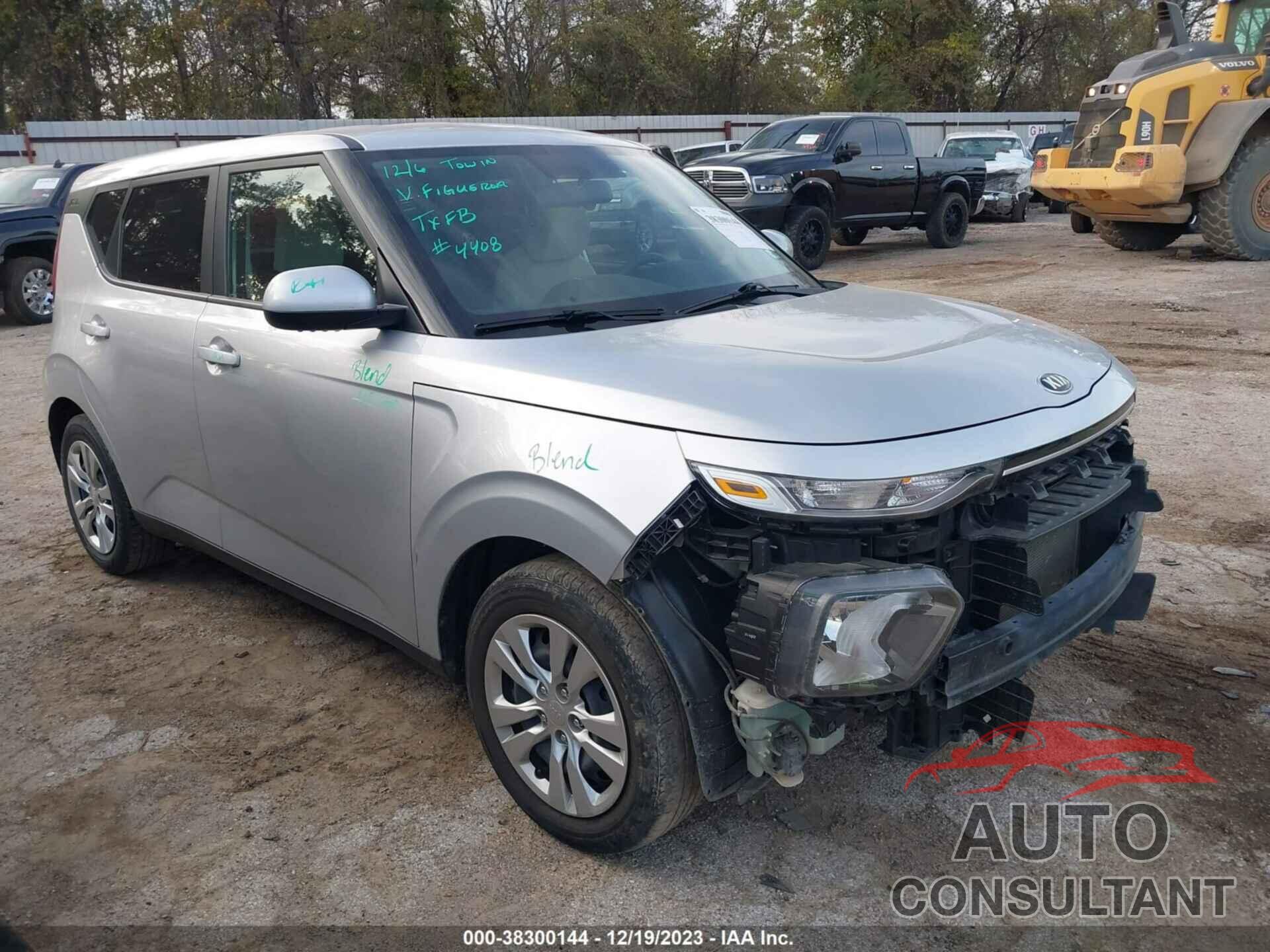 KIA SOUL 2020 - KNDJ23AU4L7030003